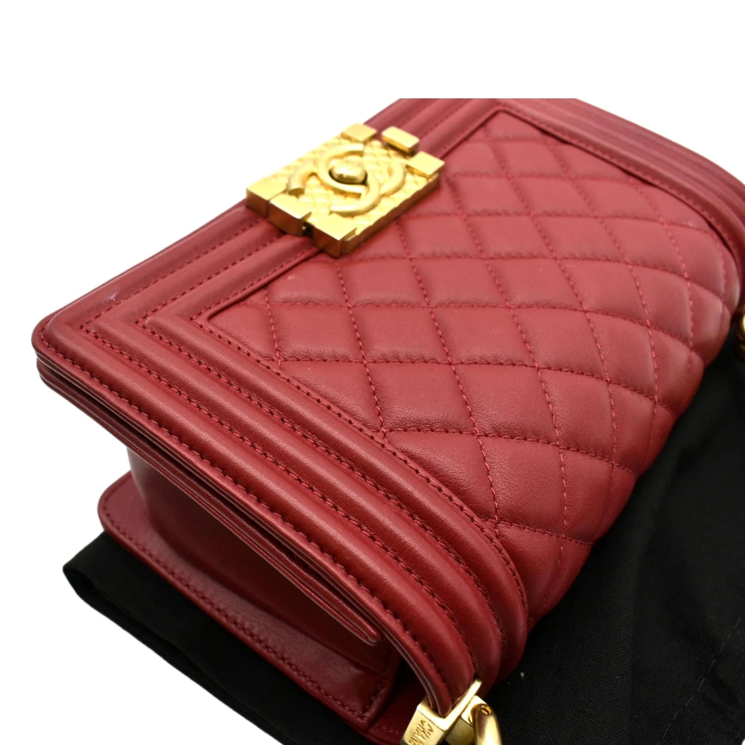 CHANEL Boy Small Quilted Leather Shoulder Bag Red - Image 6