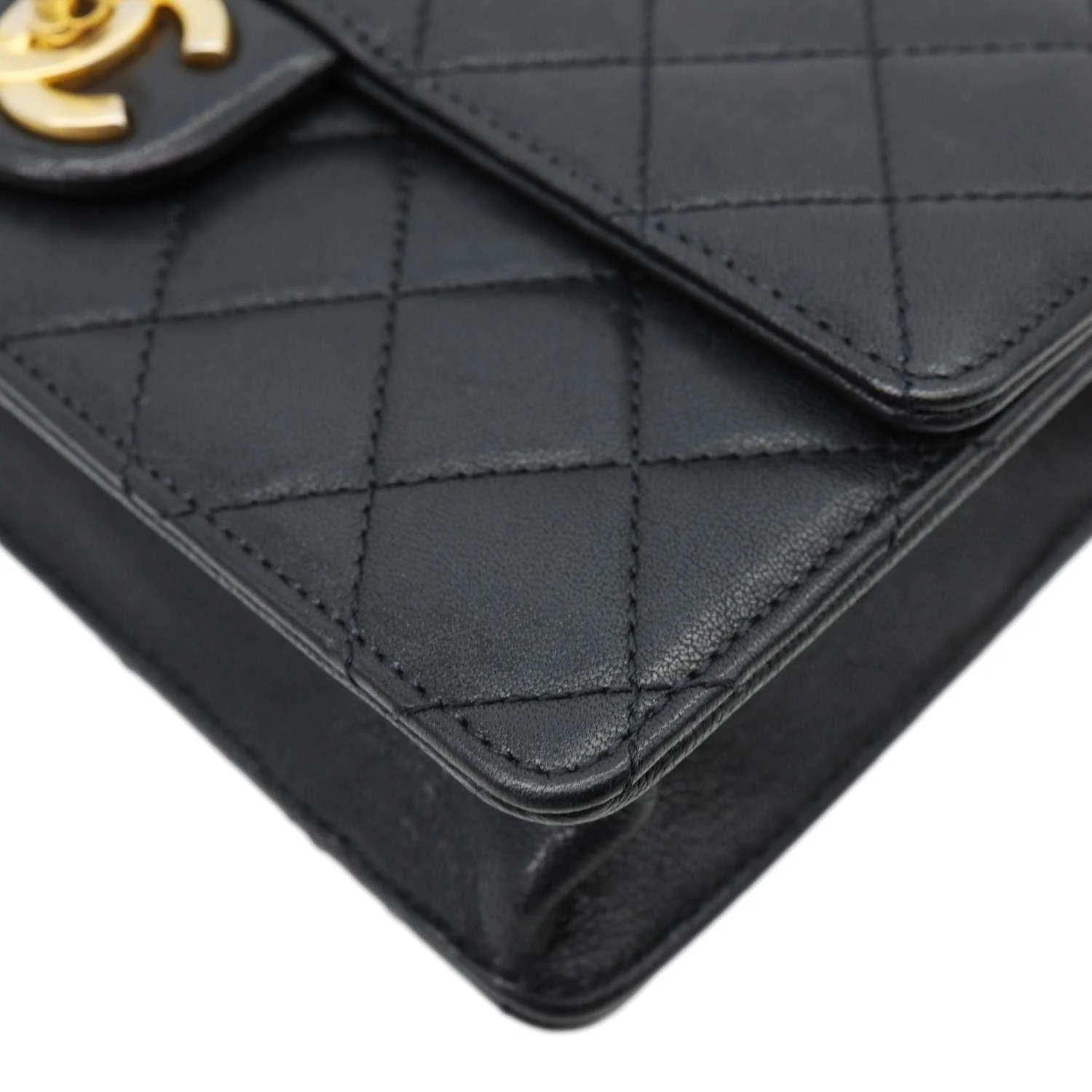 CHANEL Chic Pearls Flap Small Quilted Leather Shoulder Bag Black - Image 9