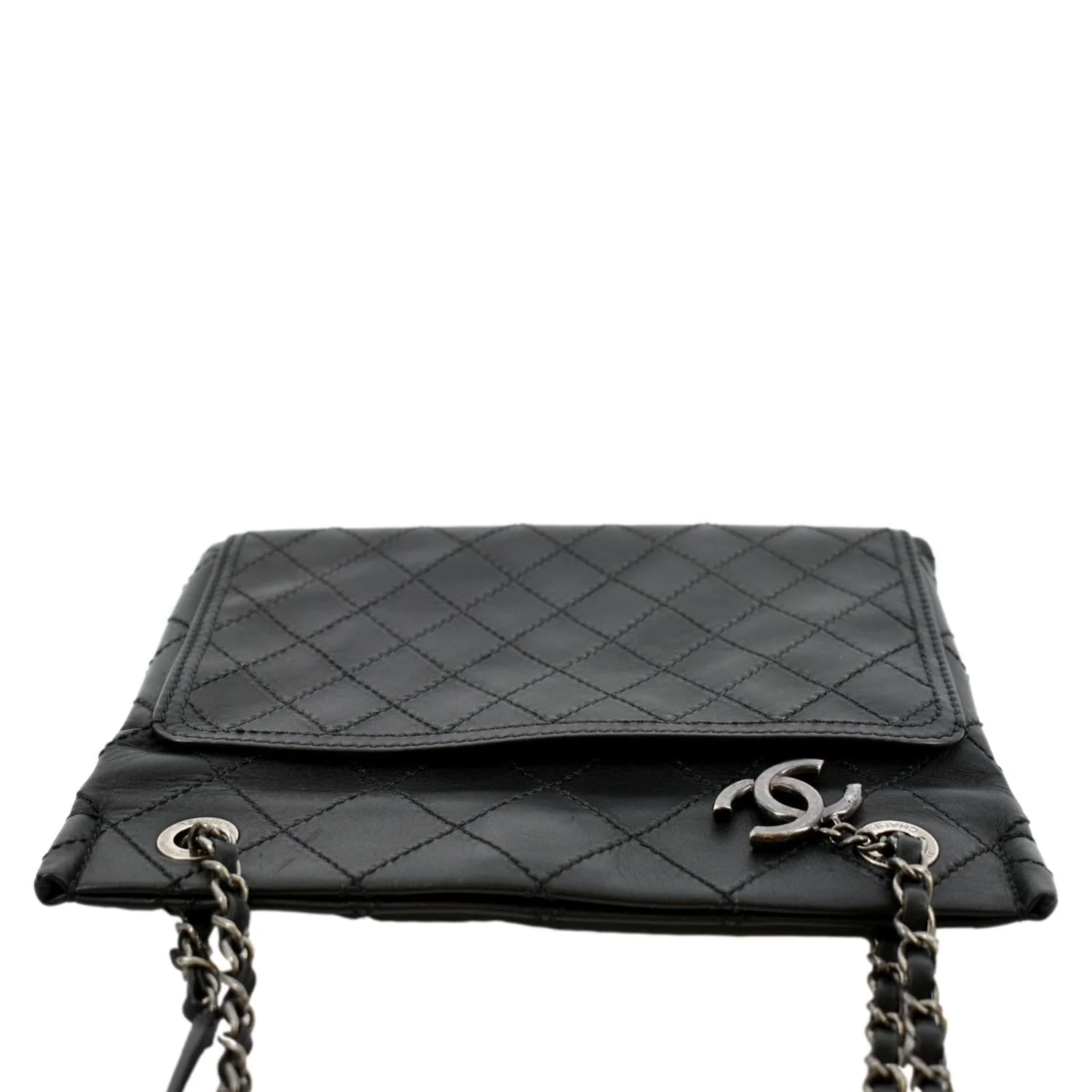 CHANEL Stitched CC Pocket Leather Shoulder Bag Black - Image 5