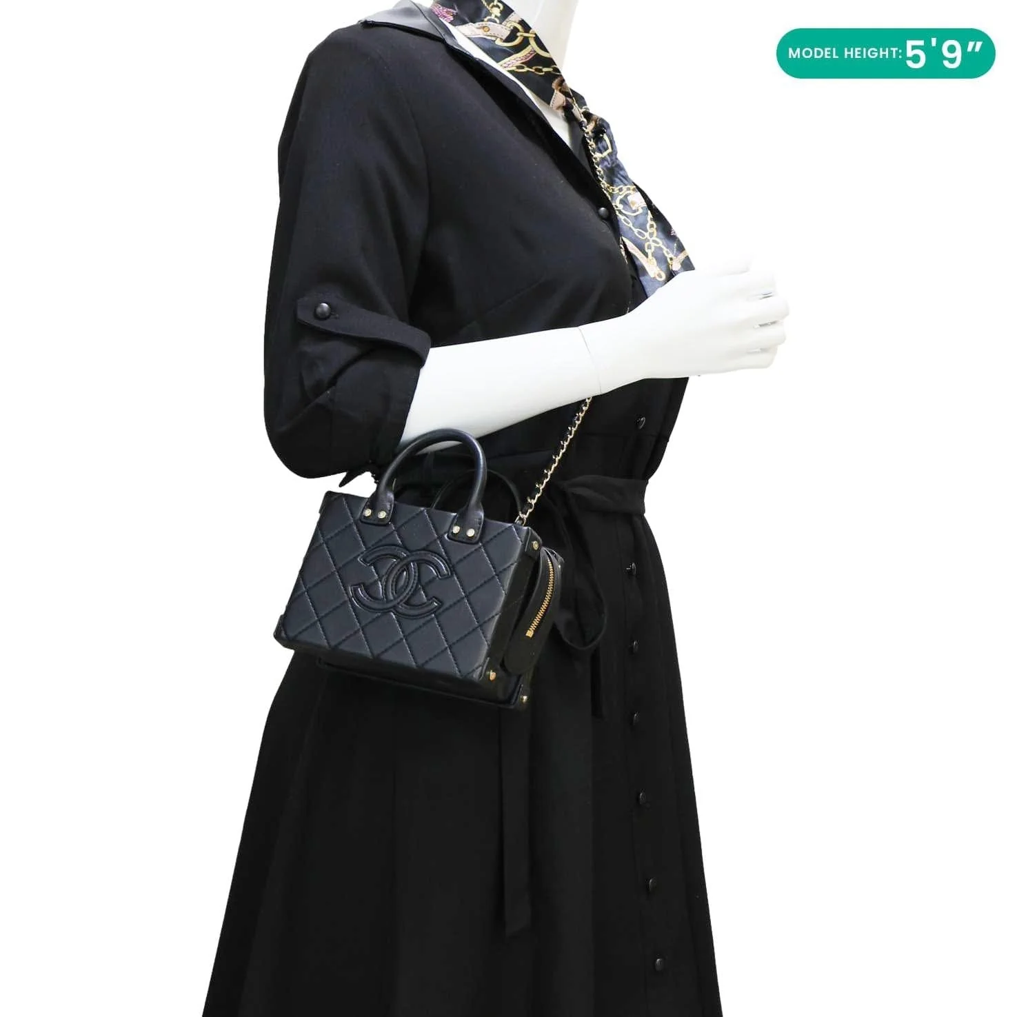 CHANEL Studded Square Quilted Leather Vanity Case Black - Image 2