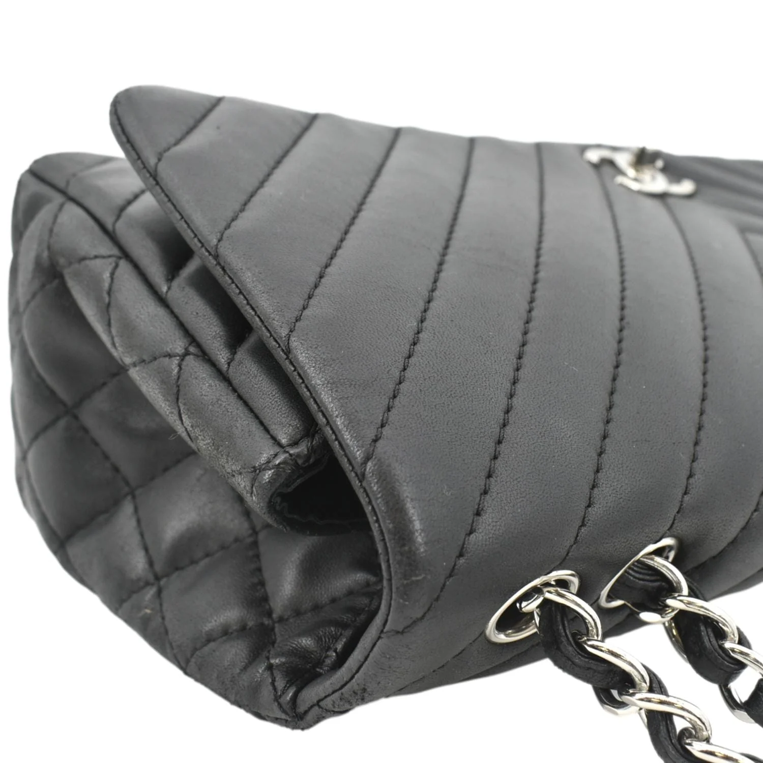 CHANEL Surpique Jumbo Chevron Lambskin Leather Flap Crossbody Bag Black - Image 5
