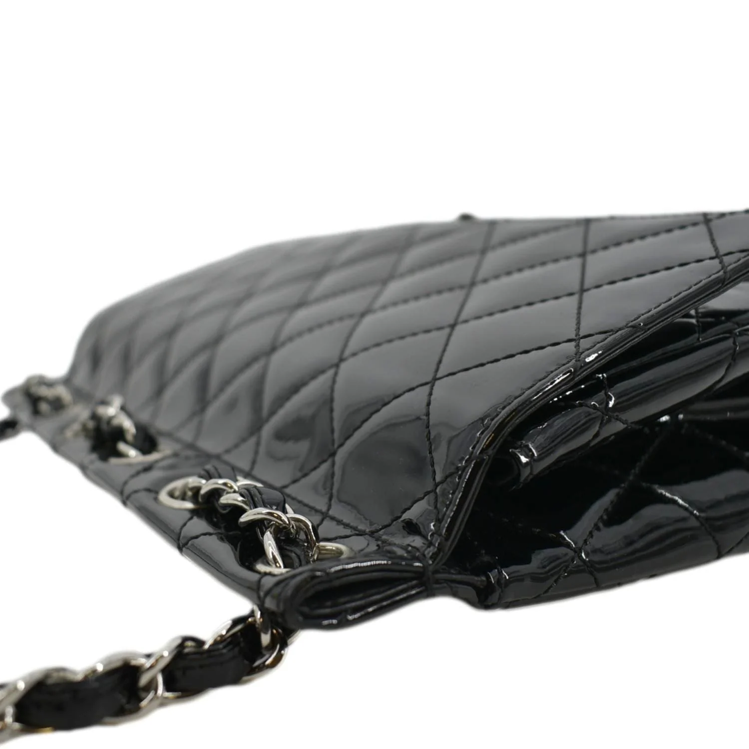 CHANEL Through Flap Quilted Patent Leather Shoulder Bag Black - Image 6