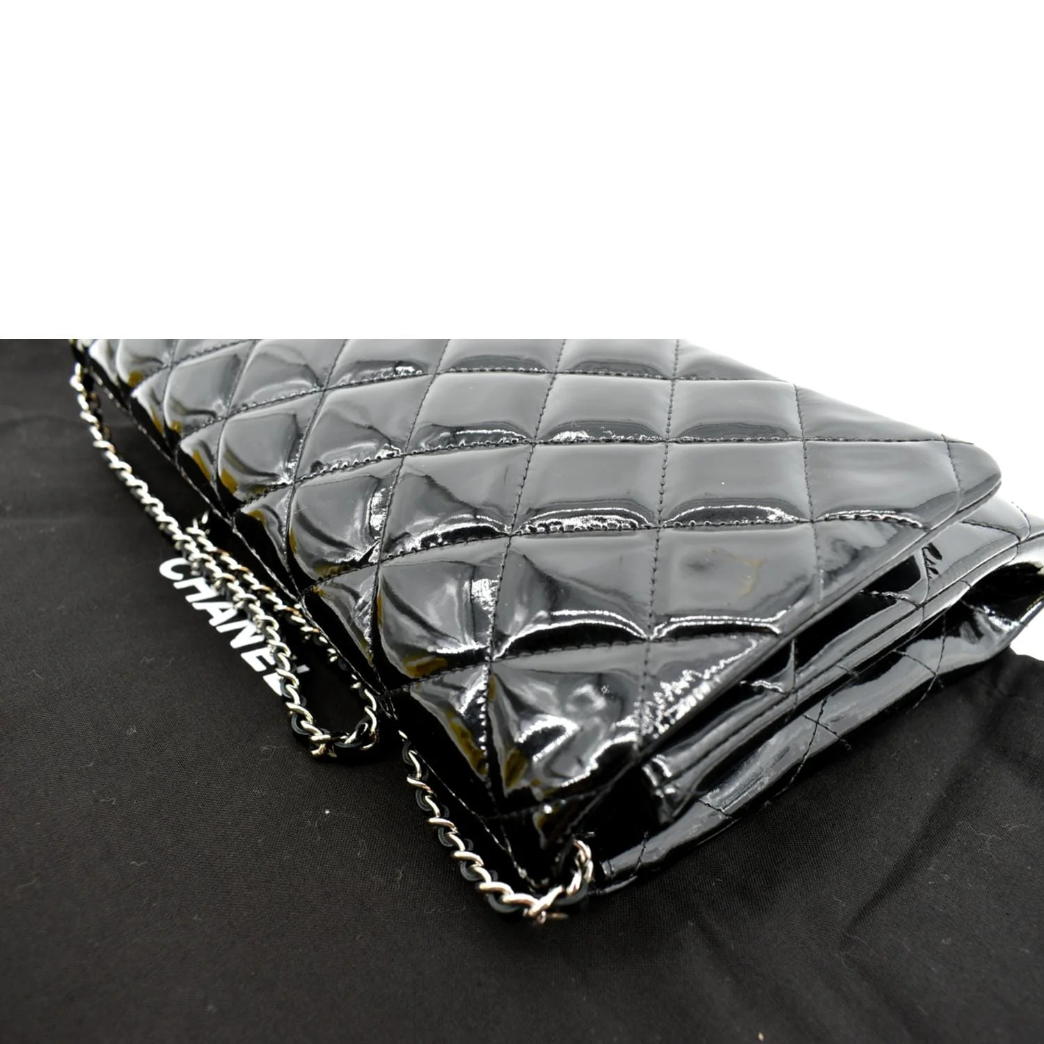 CHANEL Timeless Classic Flap Patent Leather Shoulder Bag Black 17867021 - Image 5
