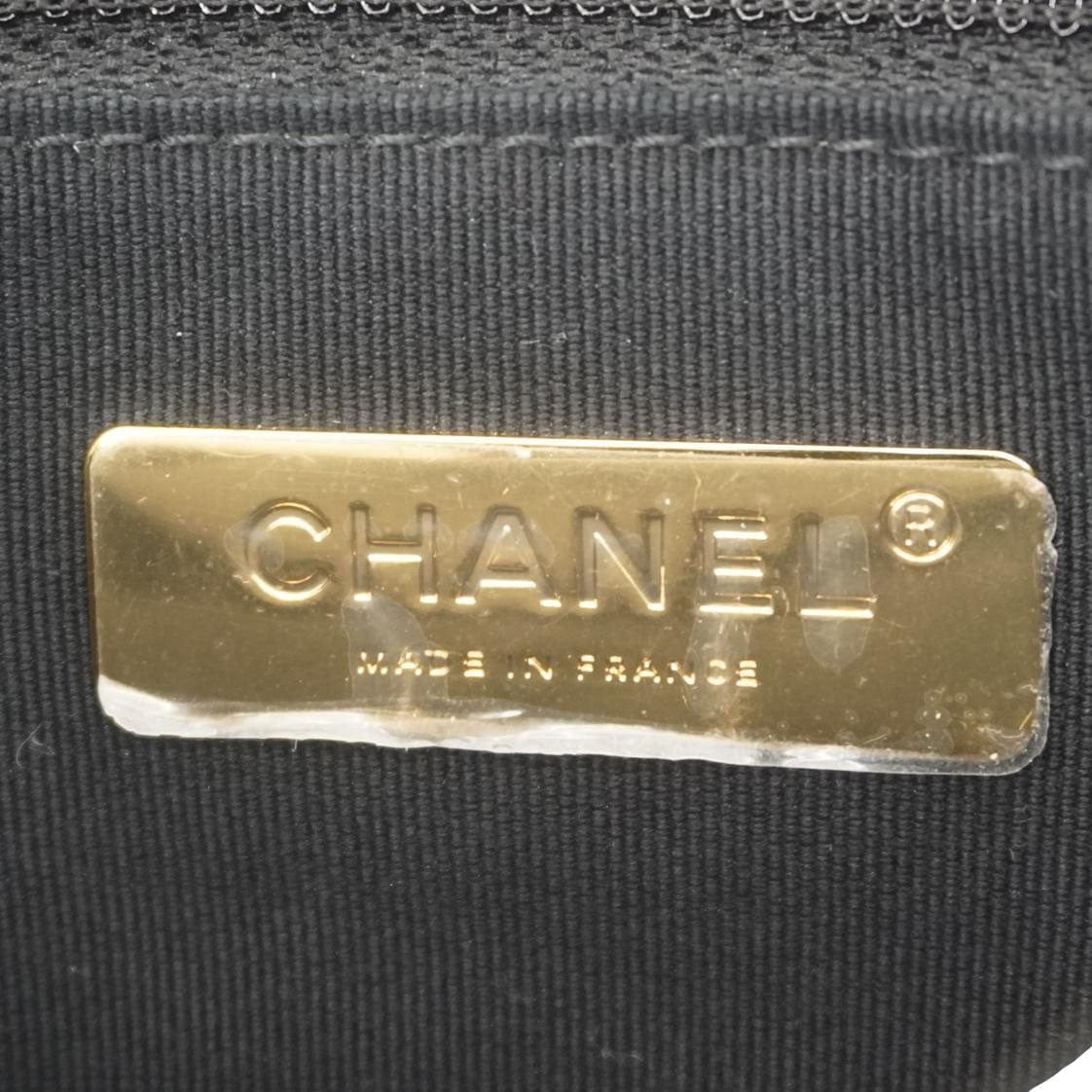CHANEL 19 Flap Medium Tweed Shoulder Bag Black - Image 12