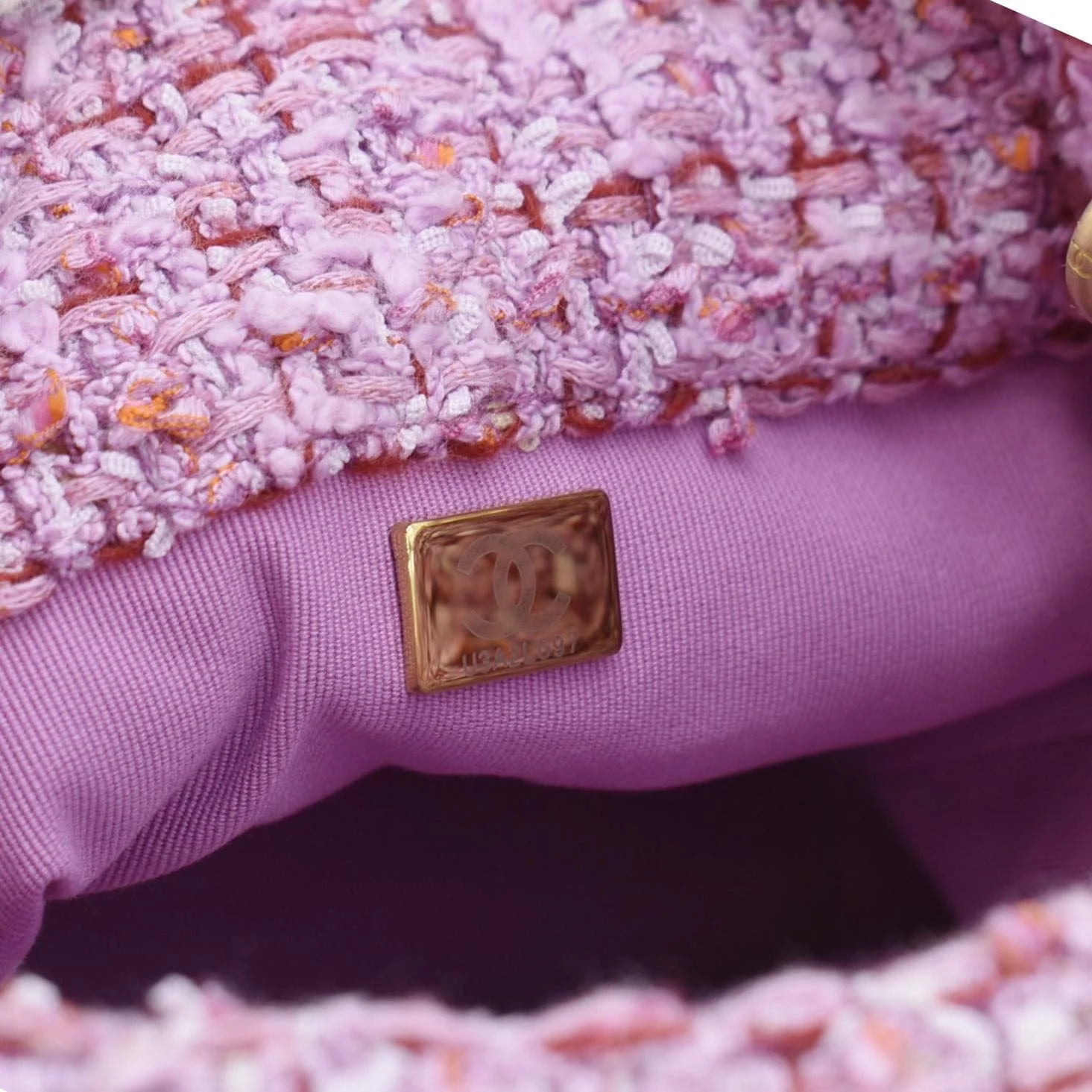 CHANEL Pending CC Tweed Enamel Drawstring Tote Bucket Bag Pink - Image 15