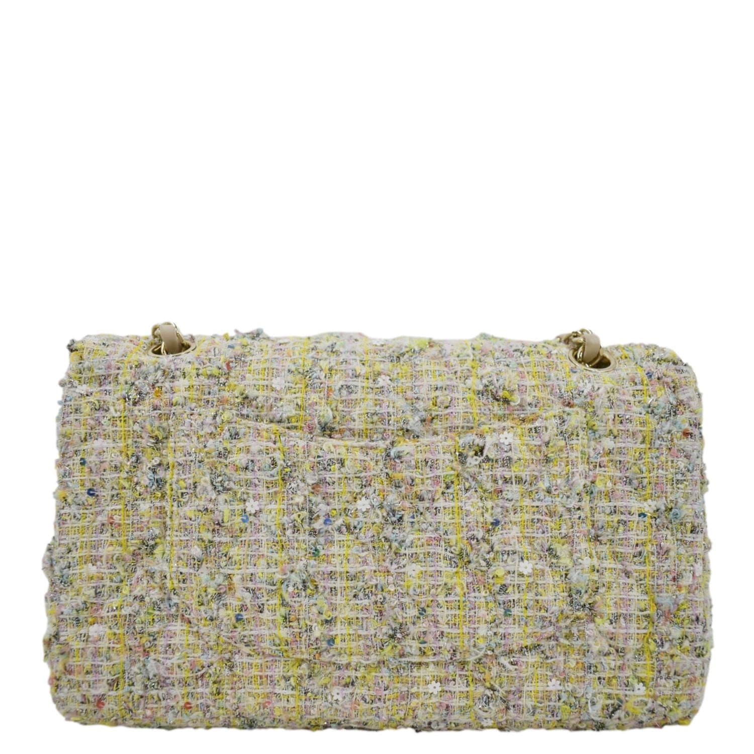 CHANEL Garden Party Flap Medium Tweed Shoulder Bag Pastel - Image 3