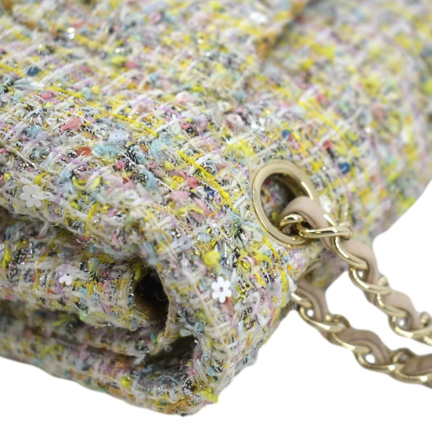 CHANEL Garden Party Flap Medium Tweed Shoulder Bag Pastel - Image 5