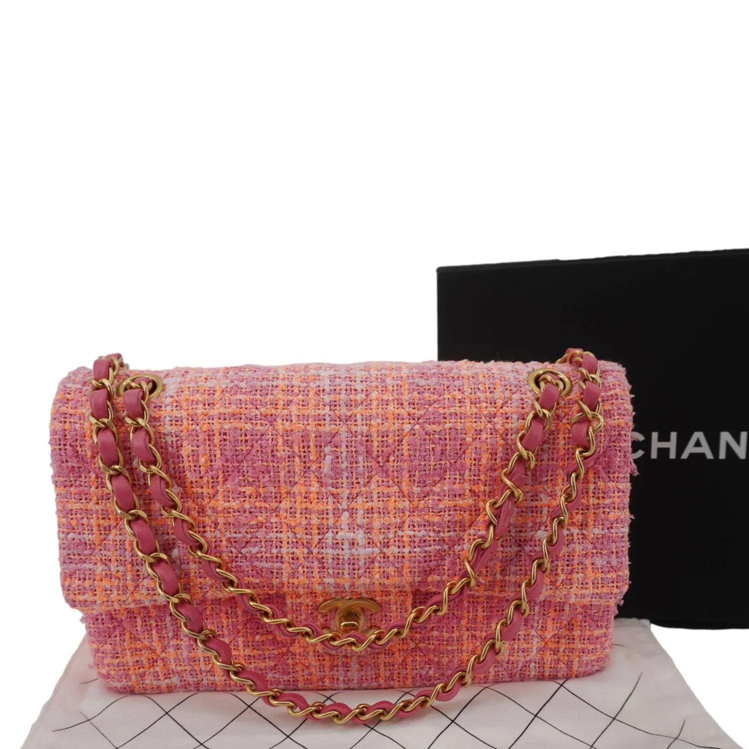 CHANEL Rectangular Flap Medium Quilted Tweed Shoulder Bag Pink - Image 3