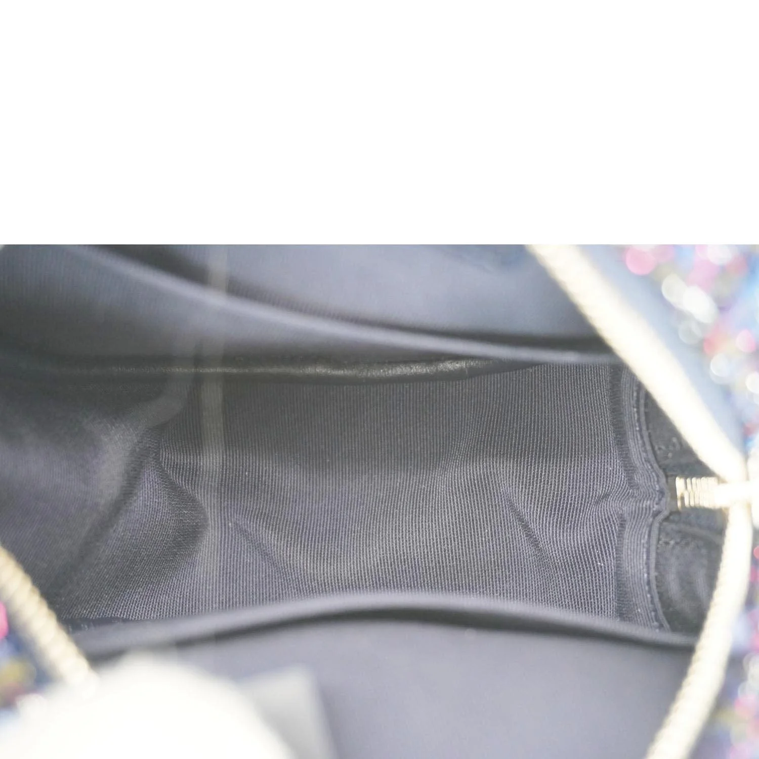 CHANEL Round Tweed Chain Clutch Crossbody Bag Blue - Image 11