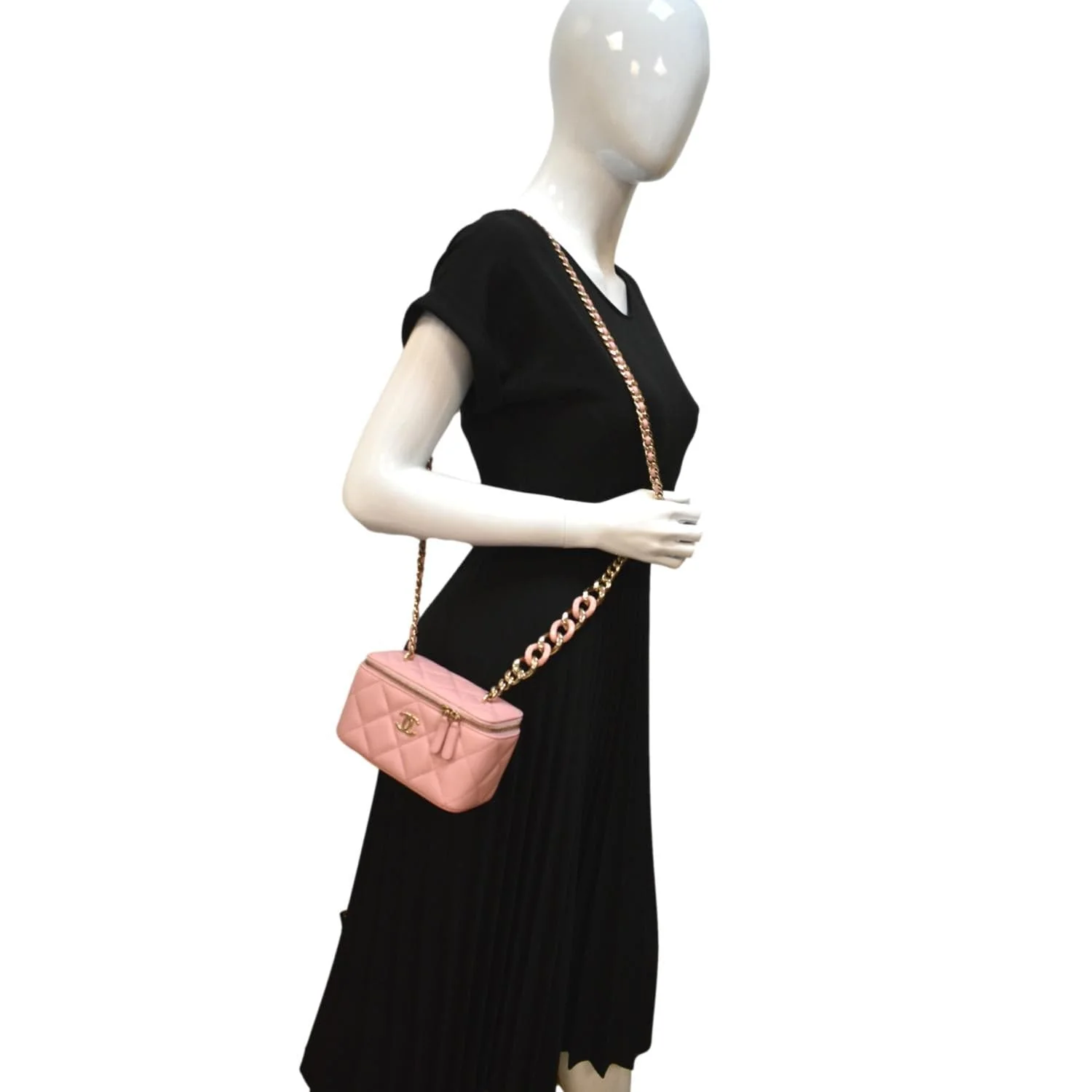CHANEL Vanity Case Quilted Leather Shoulder Bag Pink - Image 2