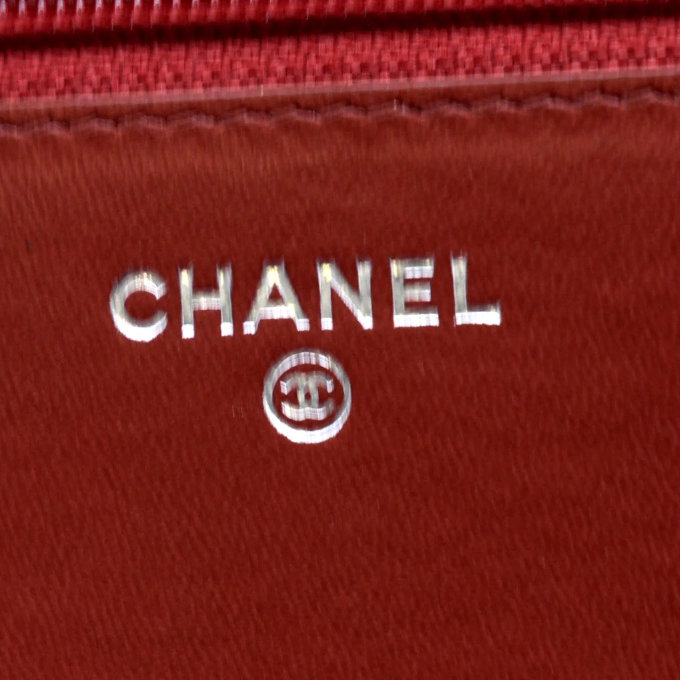 CHANEL WOC Quilted Leather Crossbody Wallet Red - Image 10