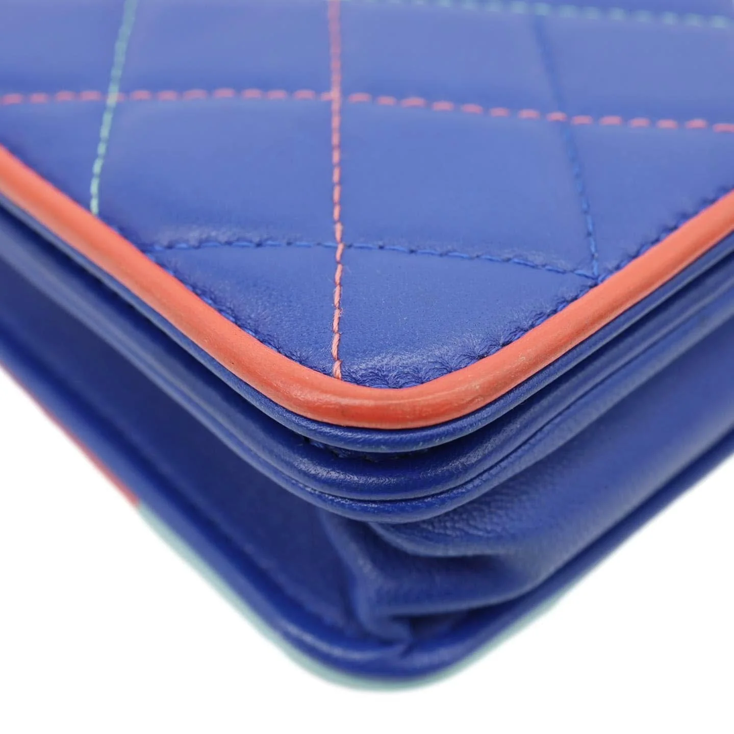 CHANEL Quilted Leather Wallet On Chain Blue - Image 8