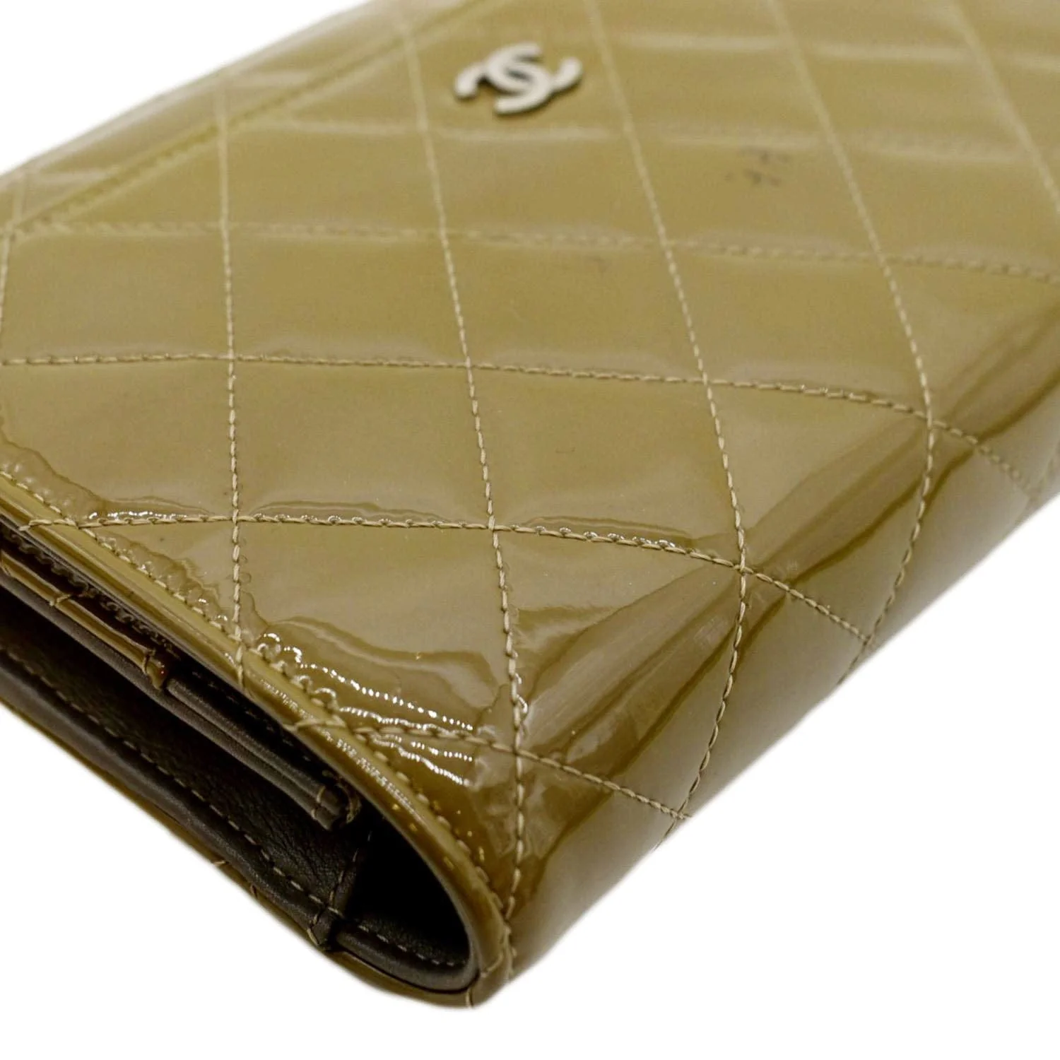 CHANEL Patent Leather Wallet on Chain Crossbody Bag Beige - Image 5