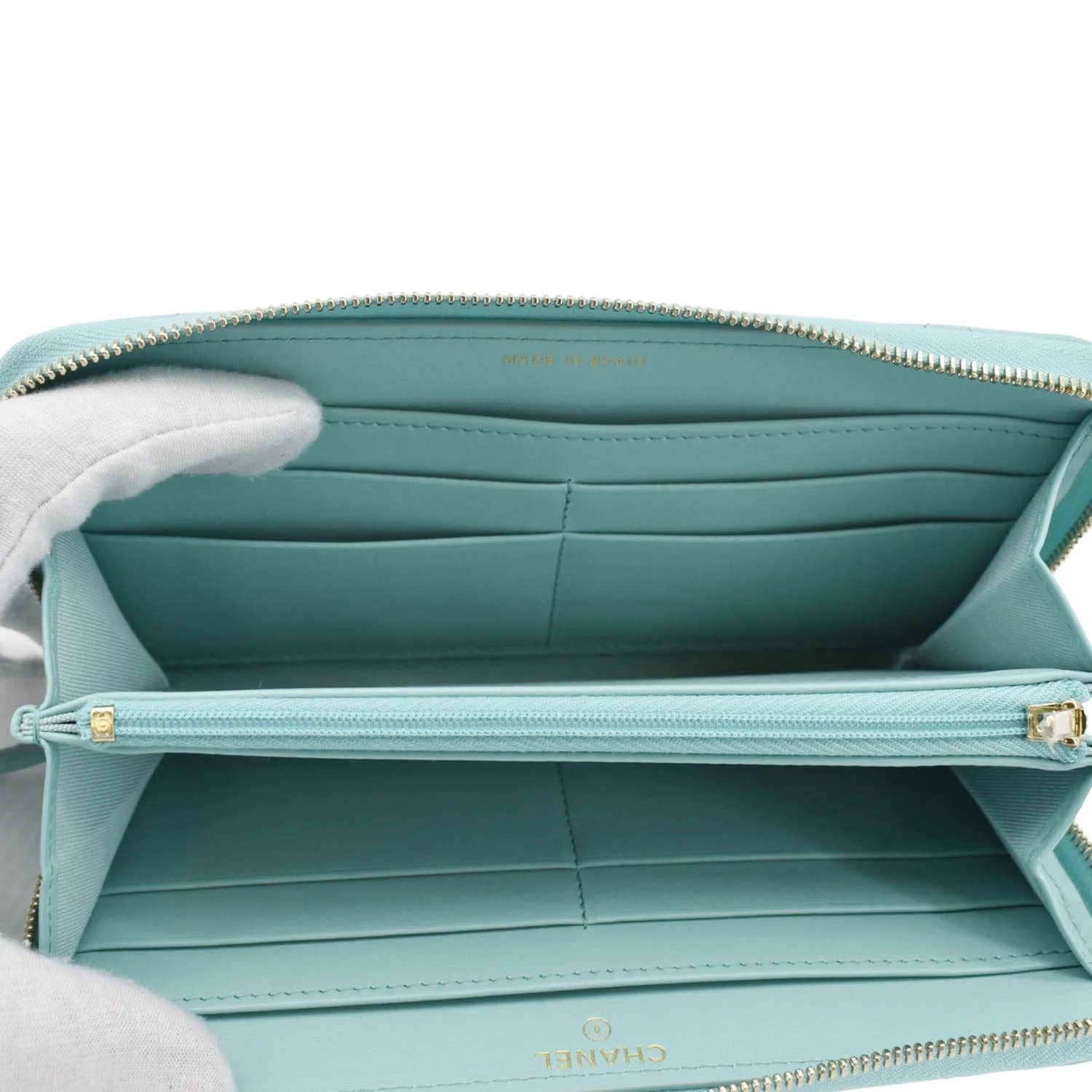 CHANEL Zip Around Quilted Caviar Leather Wallet Turquoise - Image 10