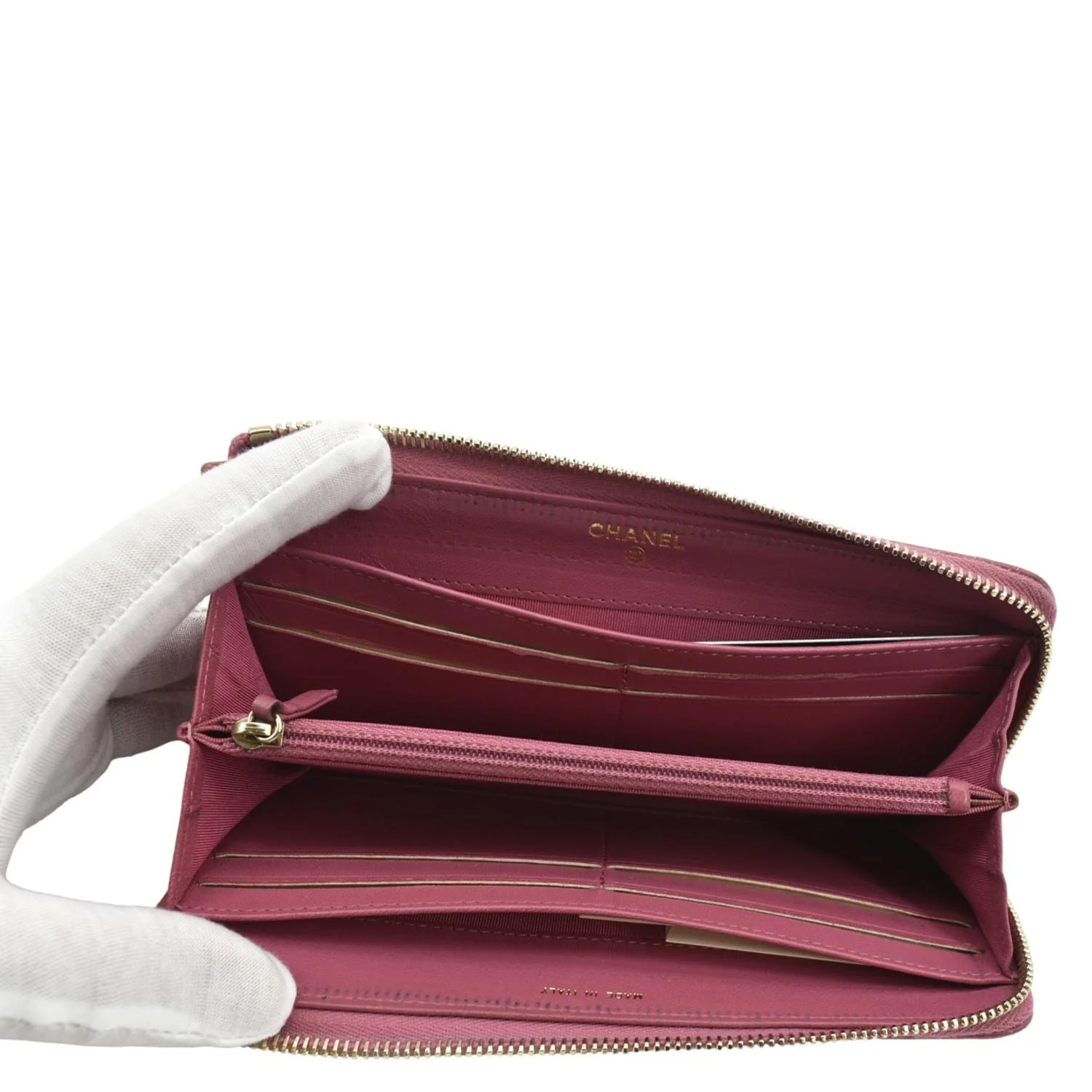 CHANEL CC Quilted Leather Zip Wallet Pink - Image 9