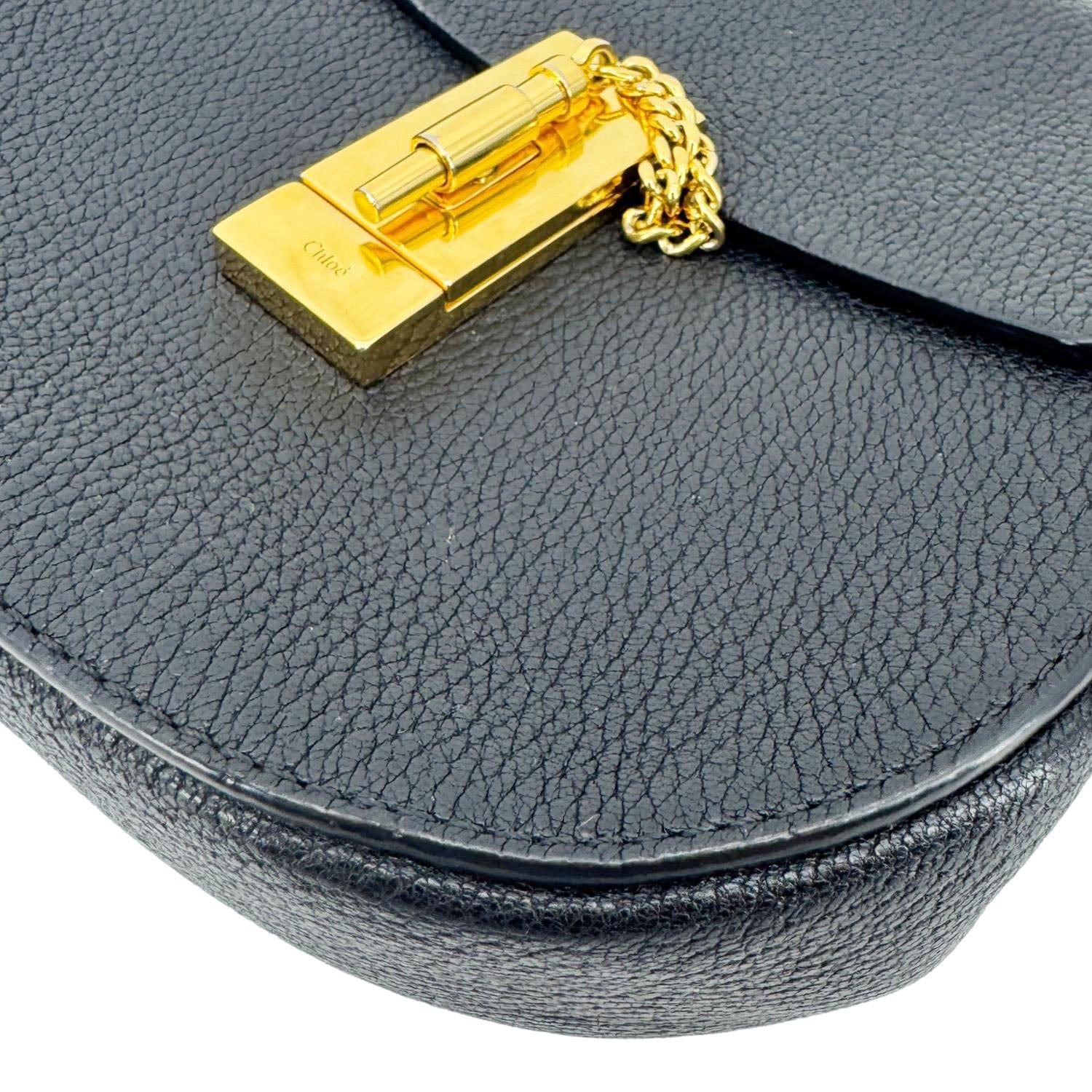 CHLOE Drew Mini Grained Leather Crossbody Bag Black - Image 7