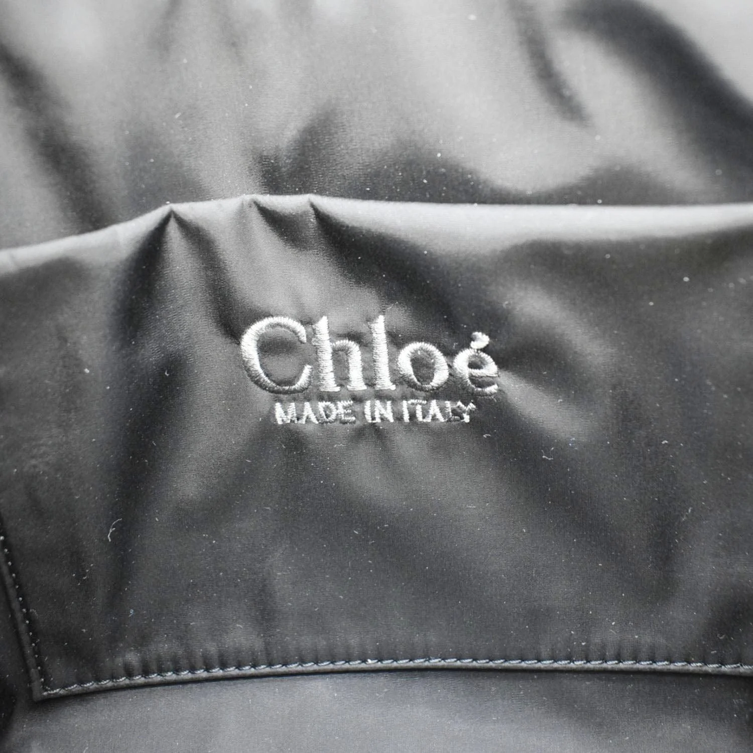 CHLOE Woody Small Nylon Tote Bag Black - Image 13