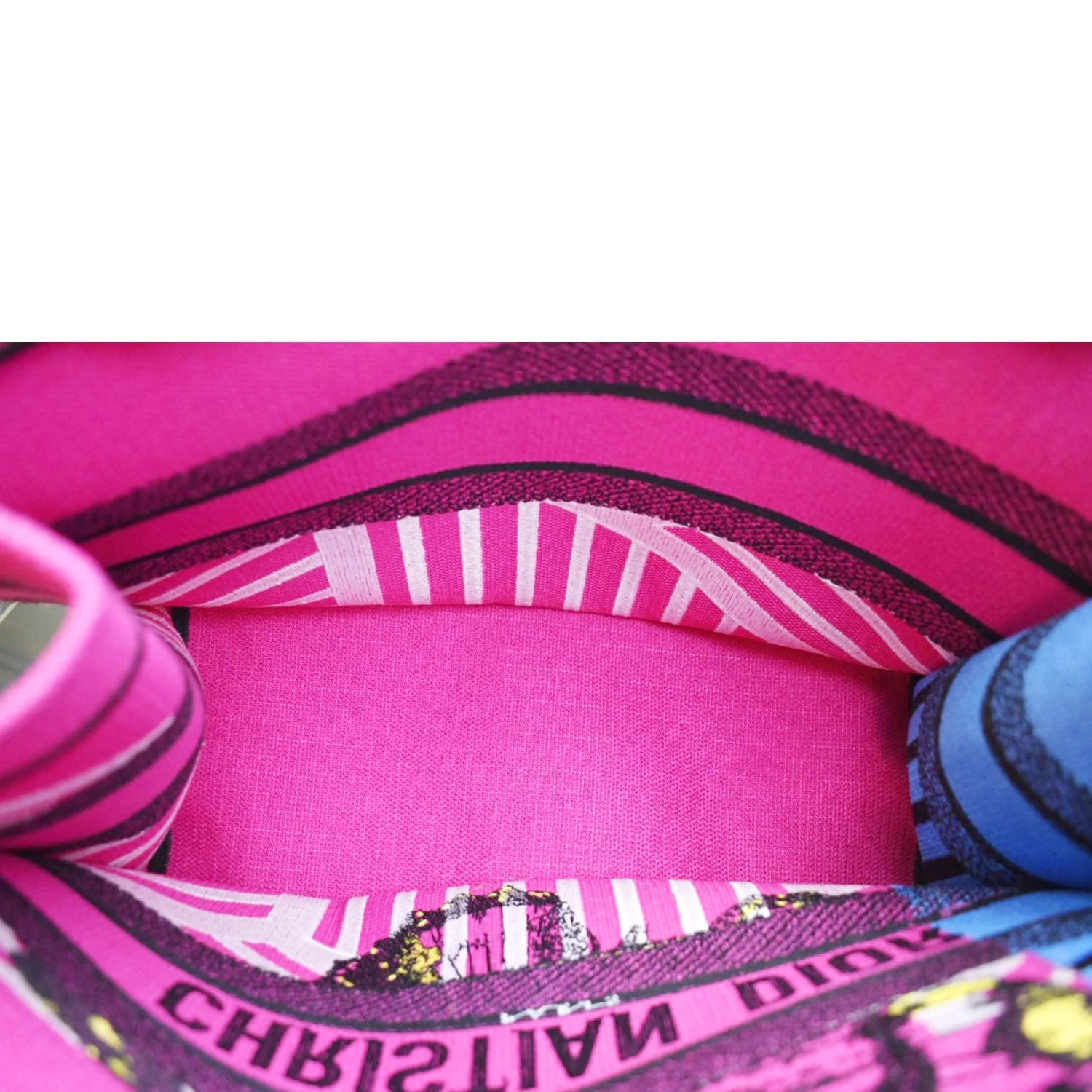 CHRISTIAN DIOR Butterfly Book Canvas Tote bag Pink - Image 10