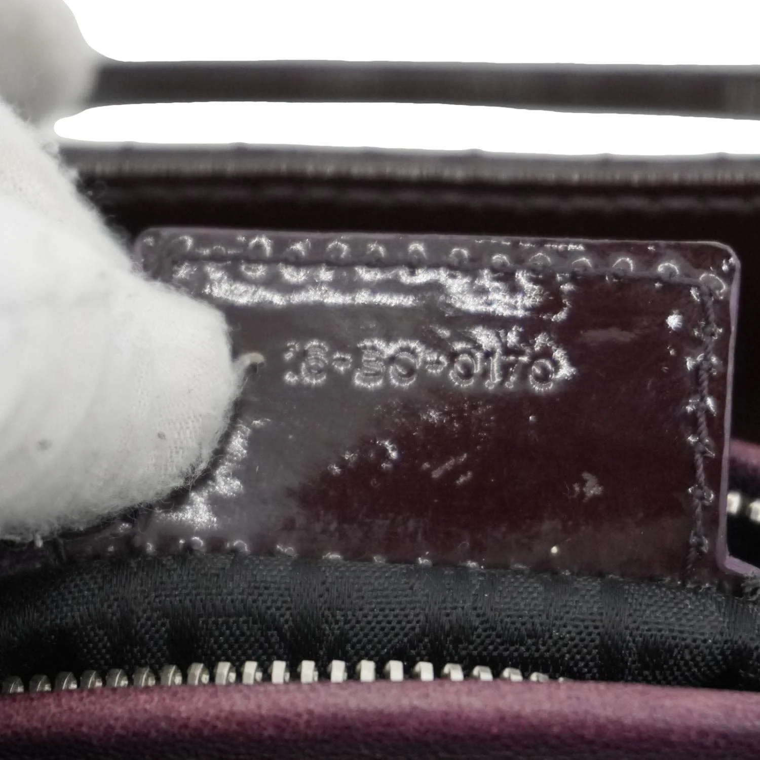 CHRISTIAN DIOR Lady Dior Quilted Patent Leather Shoulder Bag Burgundy - Image 16
