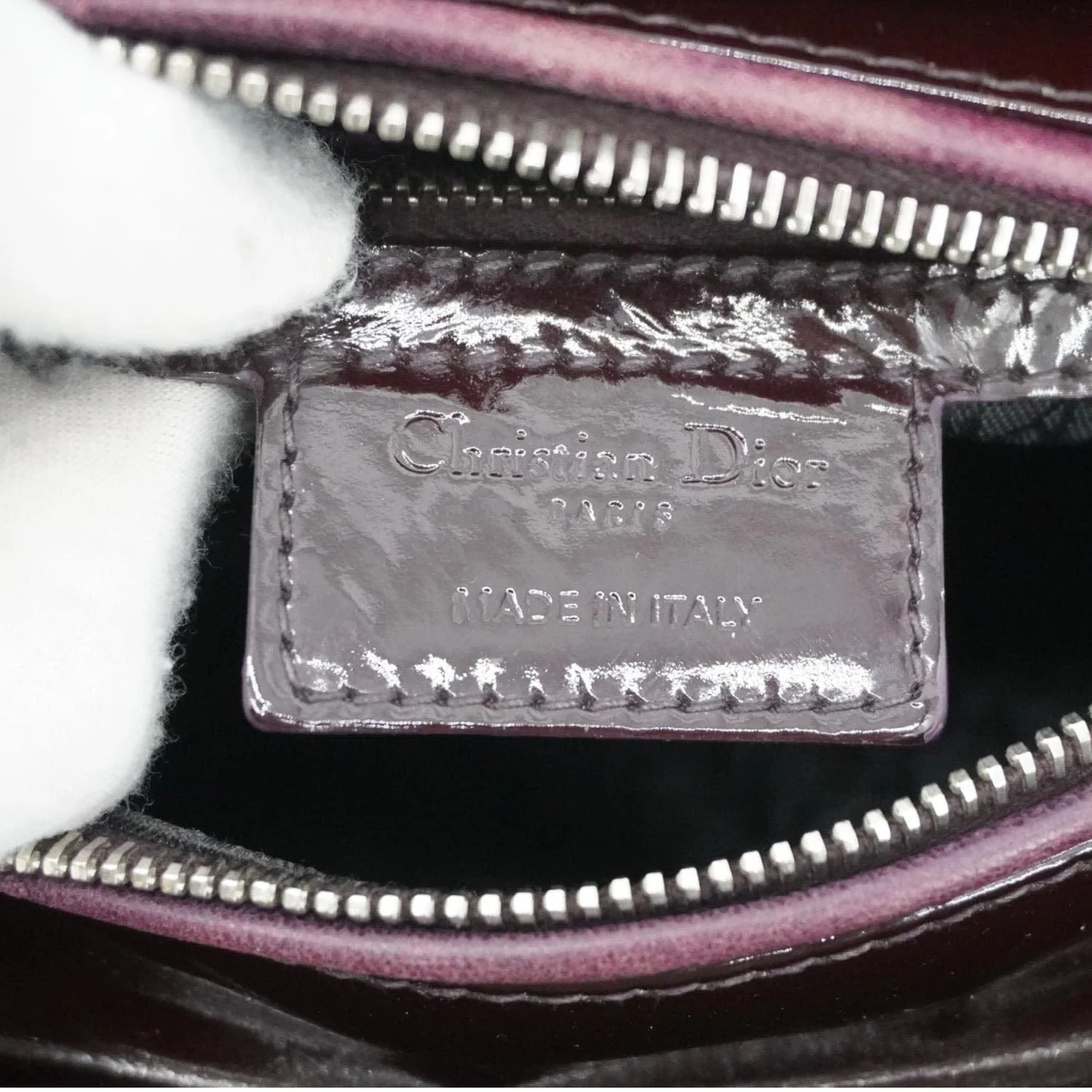 CHRISTIAN DIOR Lady Dior Quilted Patent Leather Shoulder Bag Burgundy - Image 18