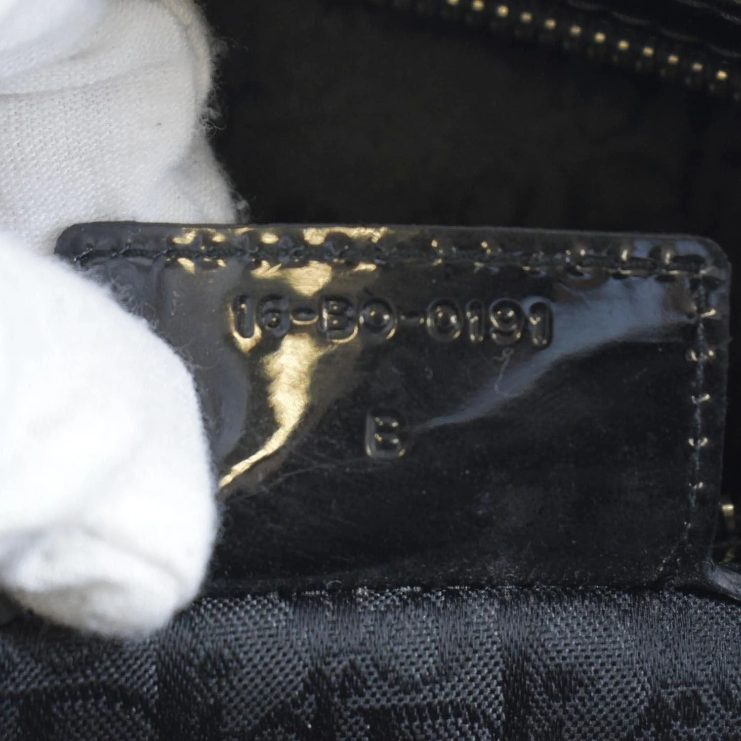 CHRISTIAN DIOR Lady Dior Large Quilted Patent Leather Shoulder Bag Black - Image 16