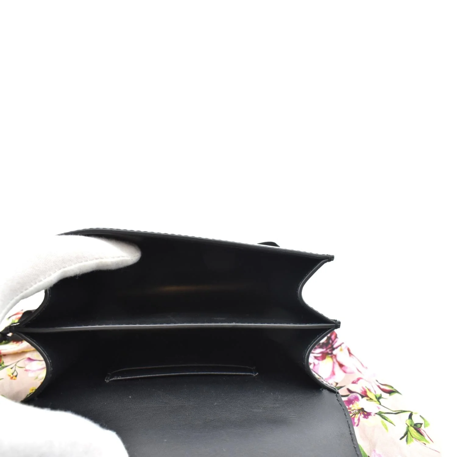 DOLCE & GABBANA Logo Patent Leather Crossbody Bag Black - Image 10