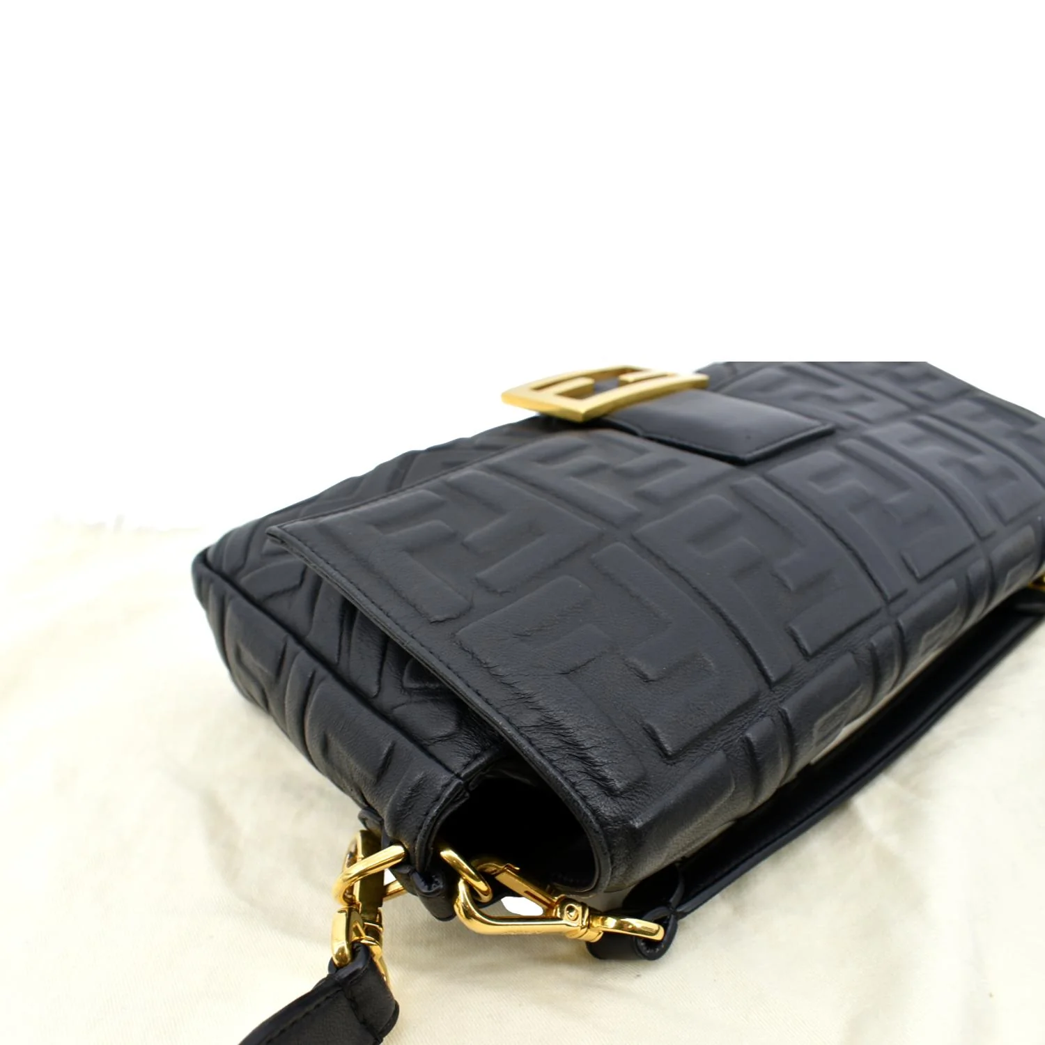 FENDI Baguette Leather Shoulder Bag Black - Image 6