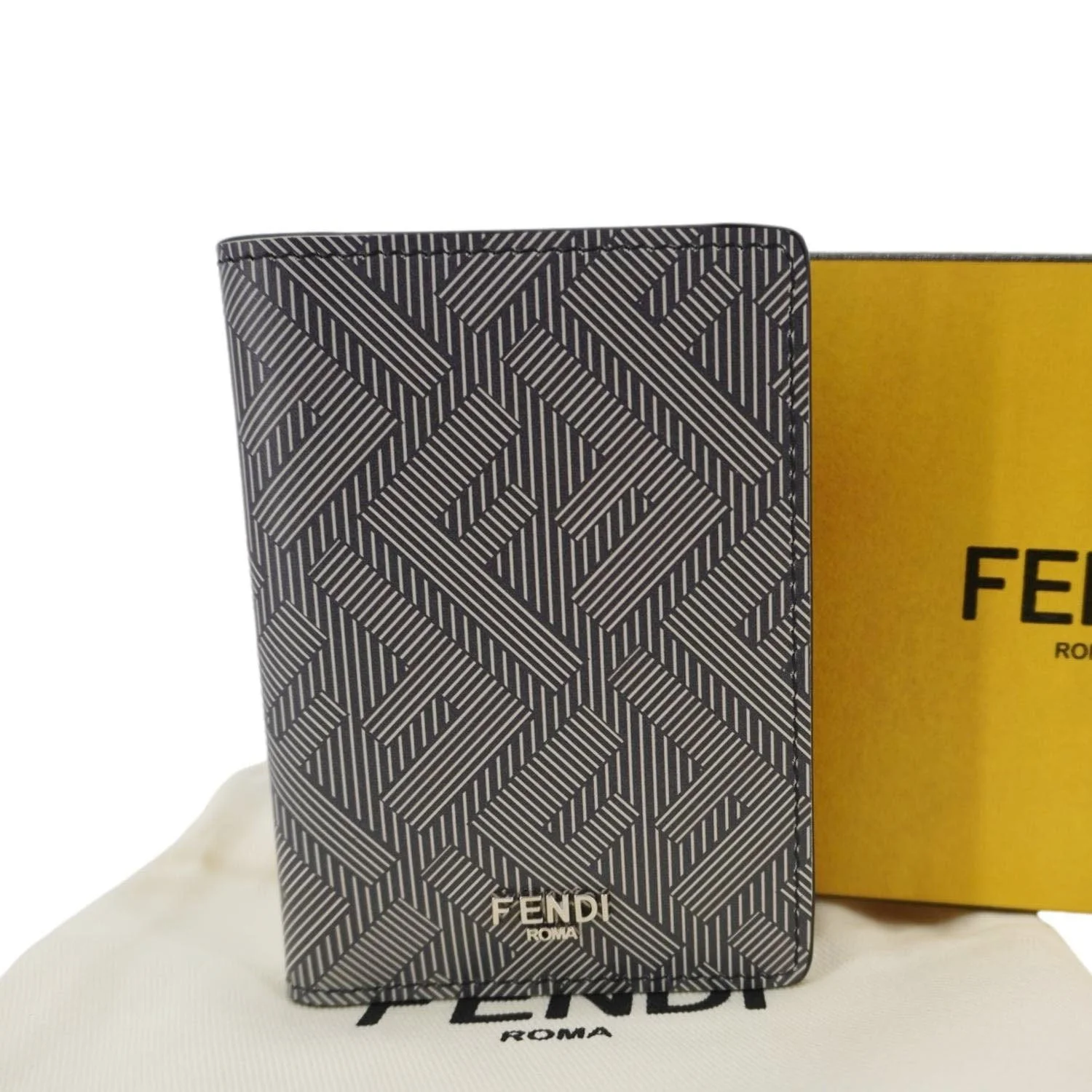 FENDI Shadow Leather Card Holder Gray - Image 3