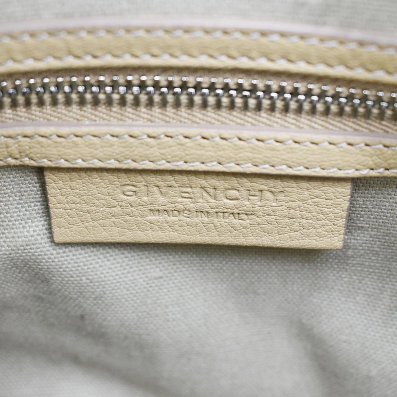 GIVENCHY Antigona Small Leather Shoulder Bag Beige - Image 12