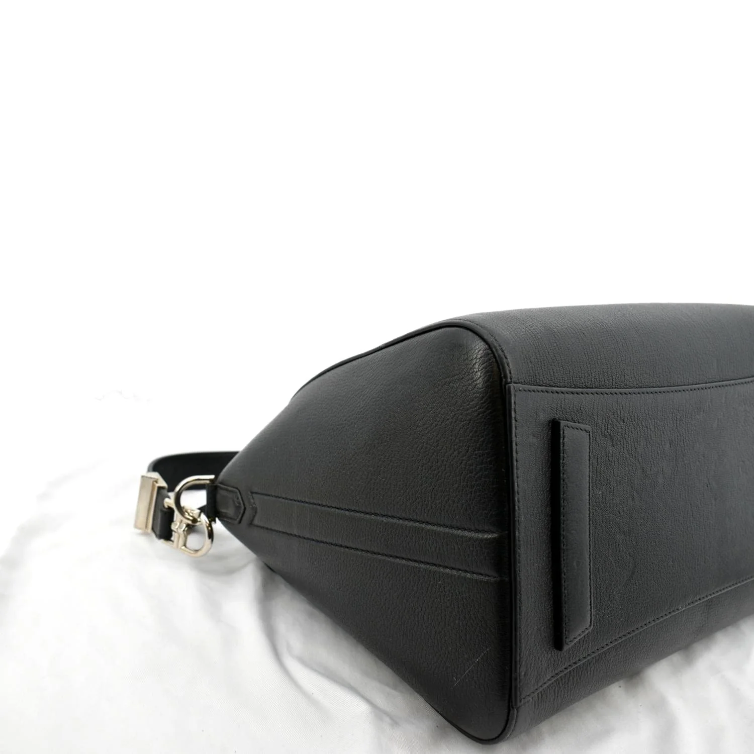 GIVENCHY Antigona Medium Goatskin Leather Shoulder Bag Black - Image 8