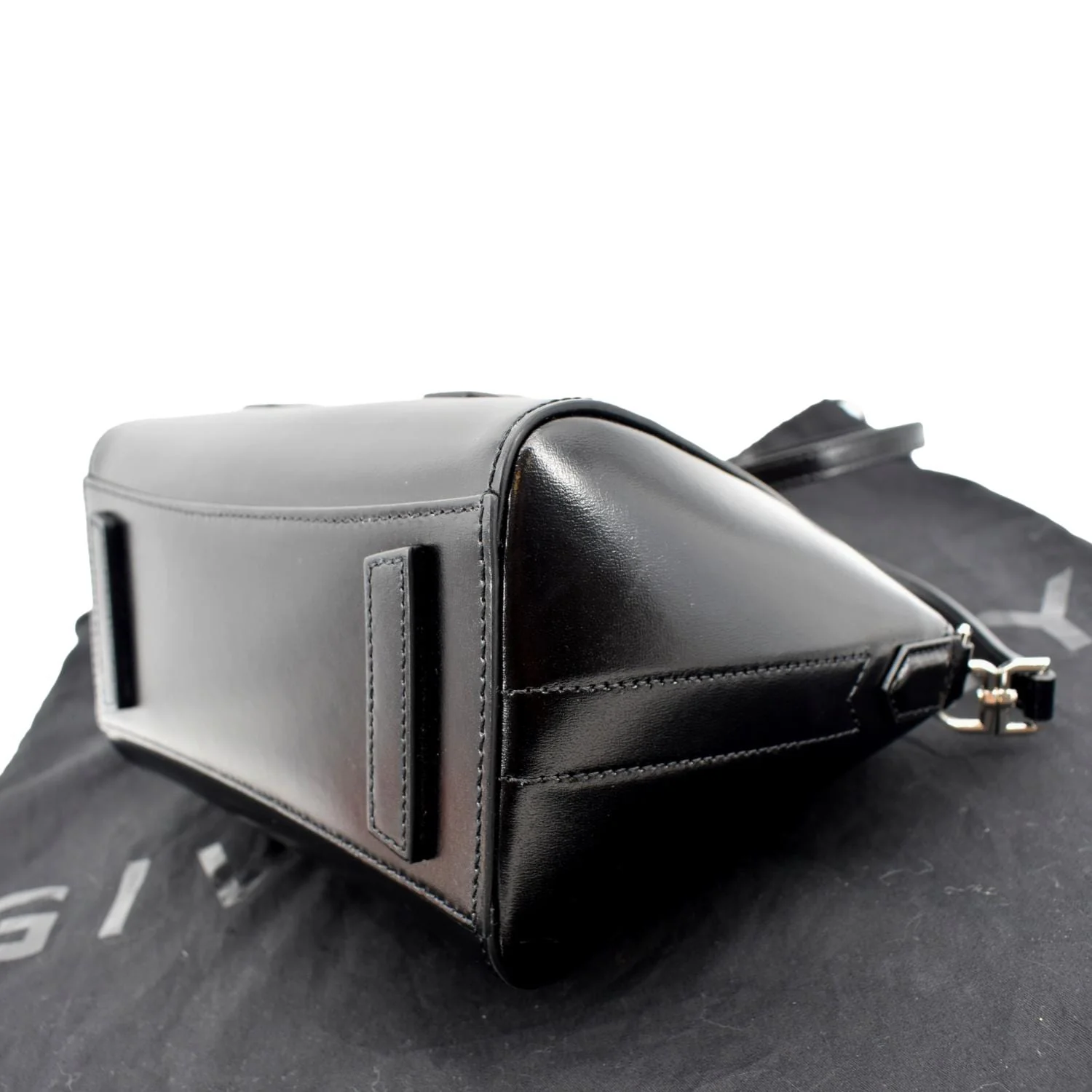 GIVENCHY Antigona Mini Leather Shoulder Bag Black - Image 8