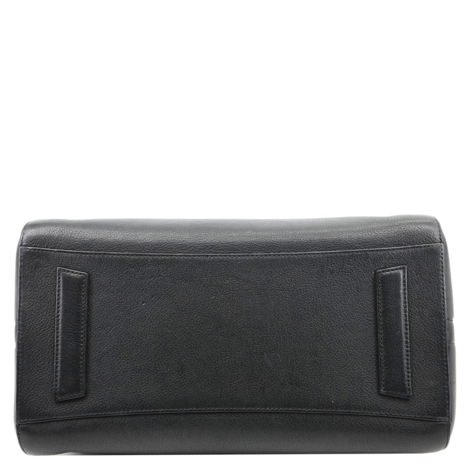 GIVENCHY Antigona Medium Sugar Goatskin Leather Shoulder Bag Black - Image 11