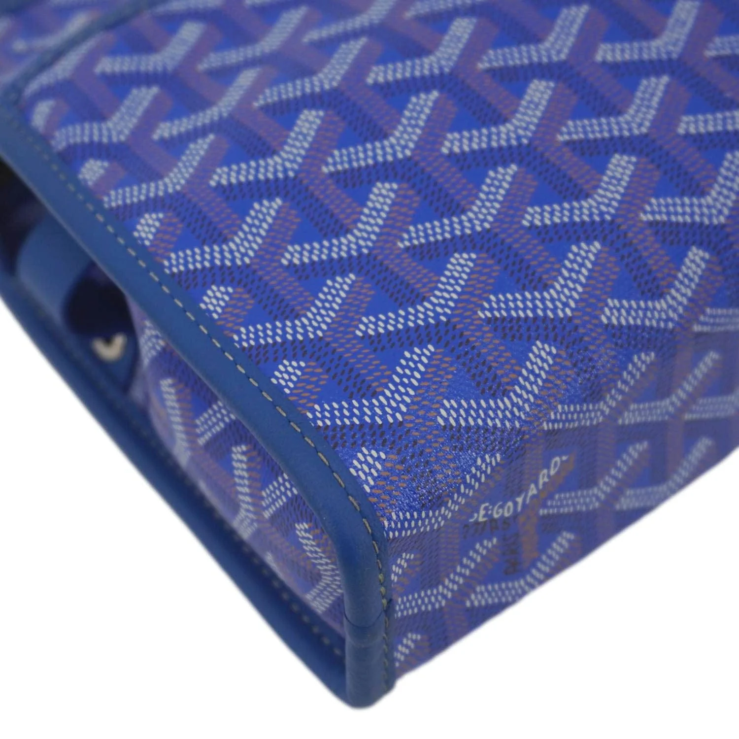 GOYARD Jouvence Chevron Print Canvas Toiletry Bag Blue - Image 8