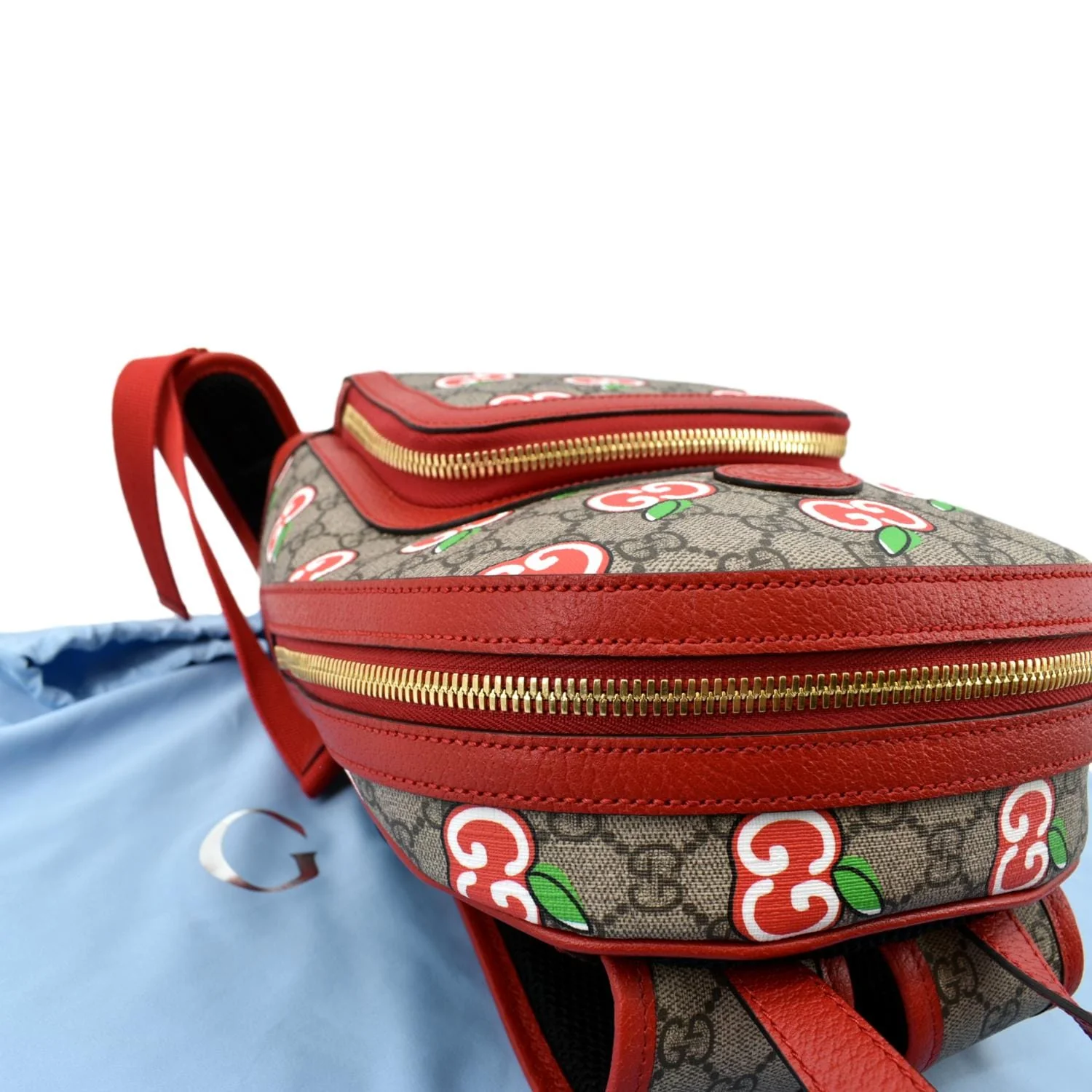 GUCCI Apple Small Interlocking GG Supreme Canvas Backpack Multicolor 601296 - Image 6