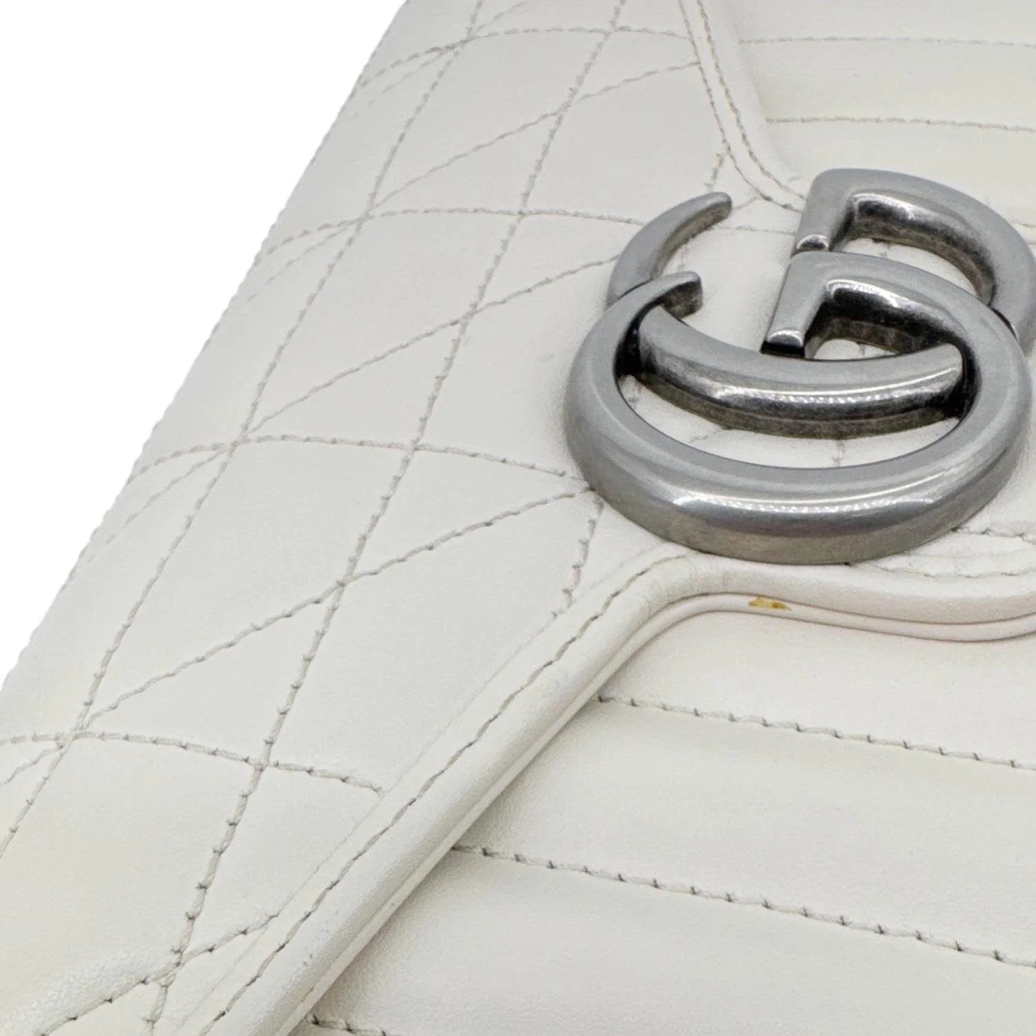 GUCCI Aria Marmont GG Calfskin Matelasse Leather Chain Wallet Mystic White 474575 - Image 11