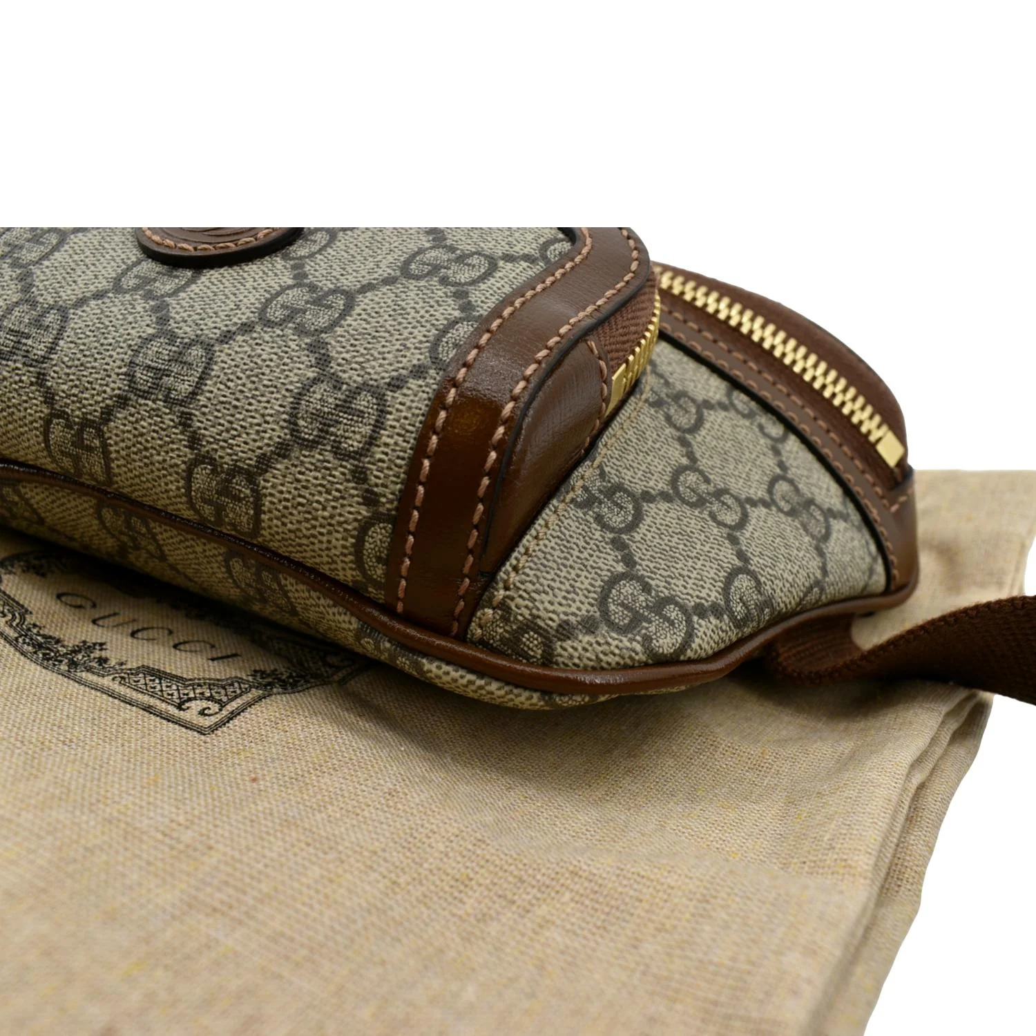 GUCCI Interlocking G Supreme Canvas Belt Bag Beige 682933 - Image 10