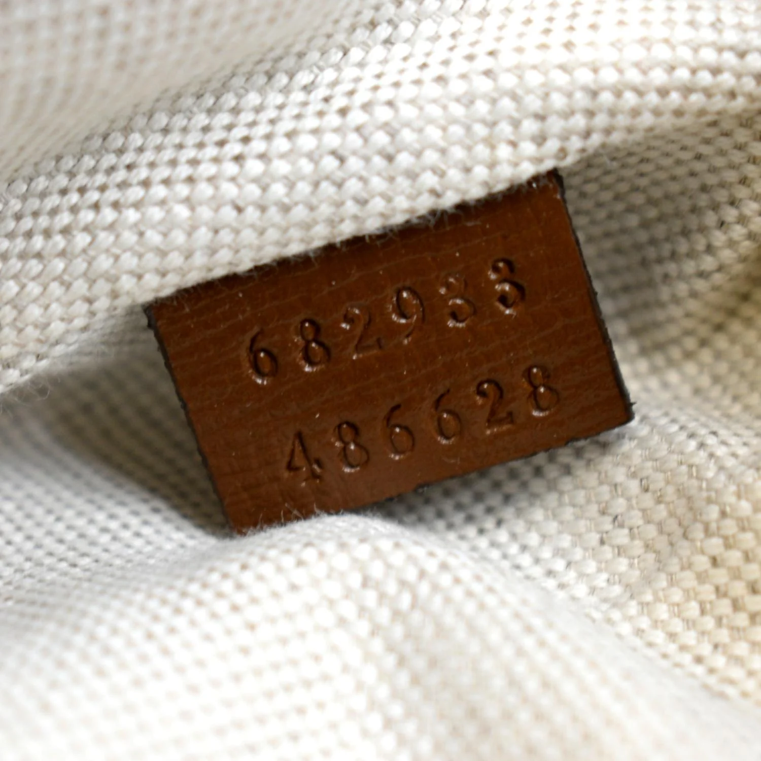 GUCCI Interlocking G Supreme Canvas Belt Bag Beige 682933 - Image 14