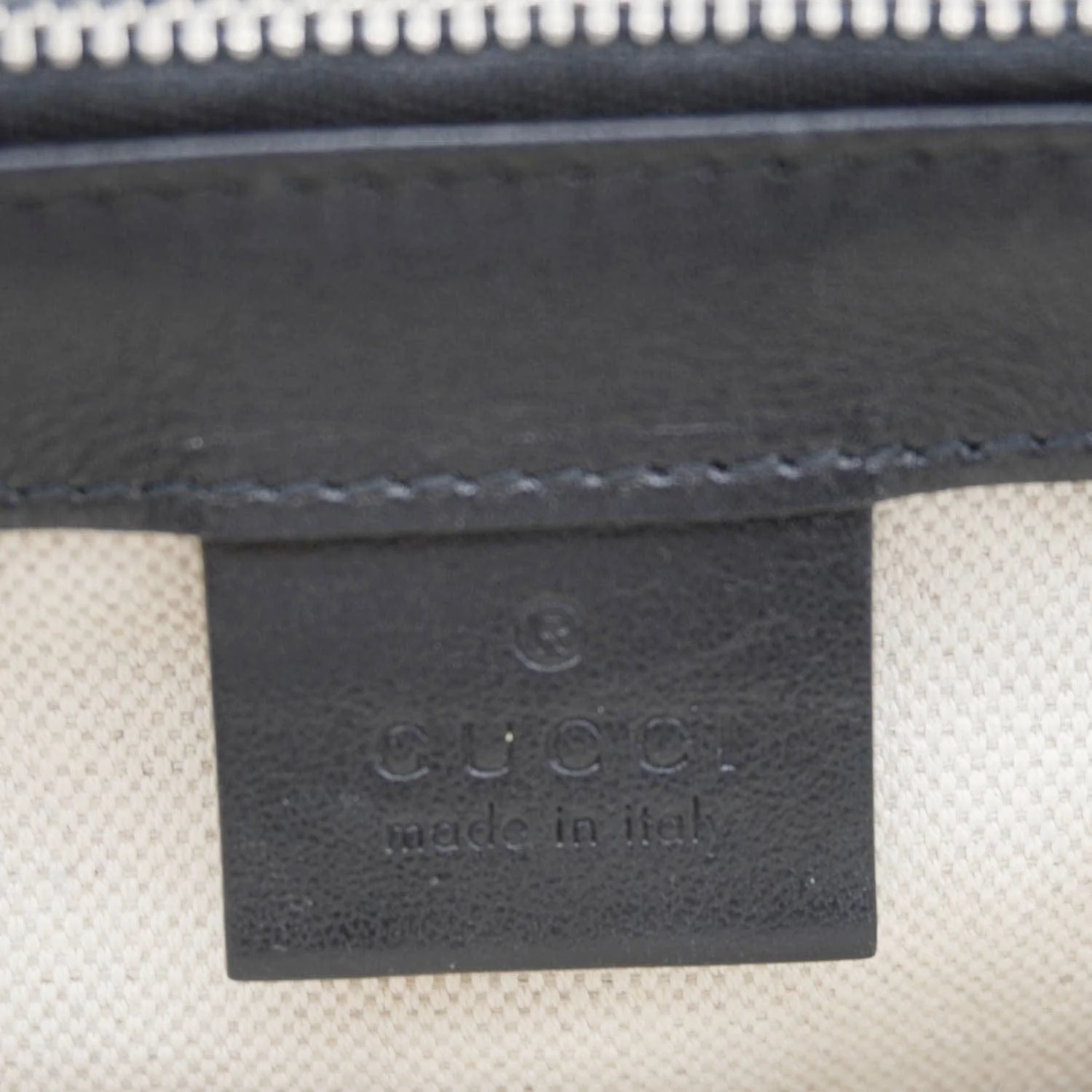 GUCCI GG Embossed Leather Messenger Bag Black 625782 - Image 14