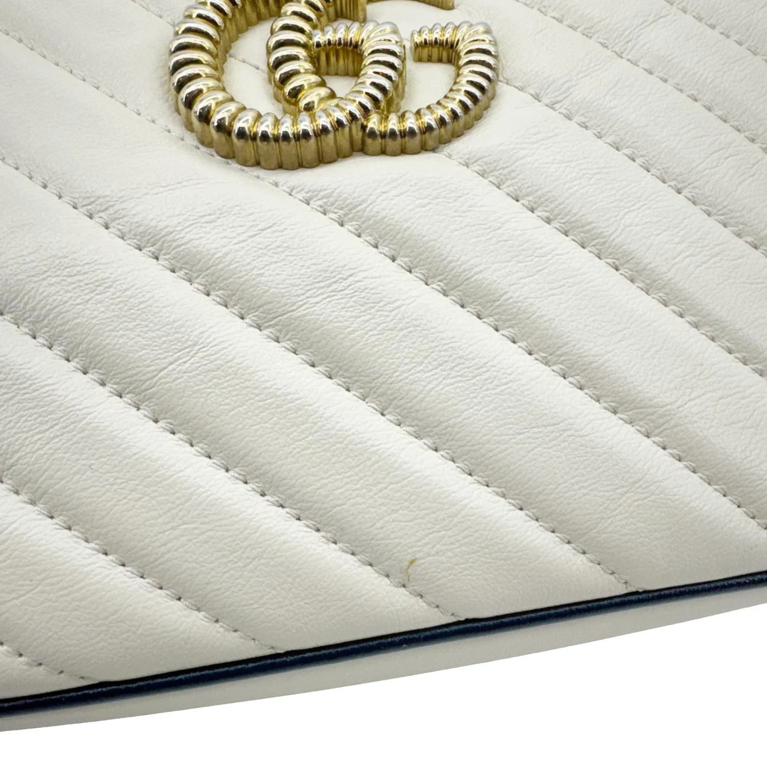 GUCCI GG Marmont Small Diagonal Matelasse Calfskin Leather Camera Bag Off White 447632 - Image 11