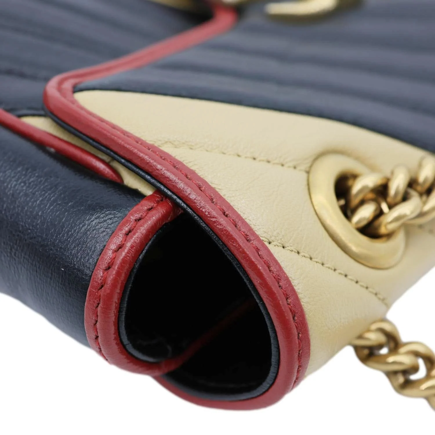 GUCCI GG Marmont Medium Matelasse Chevron Leather Crossbody Bag Beige 443497 - Image 6