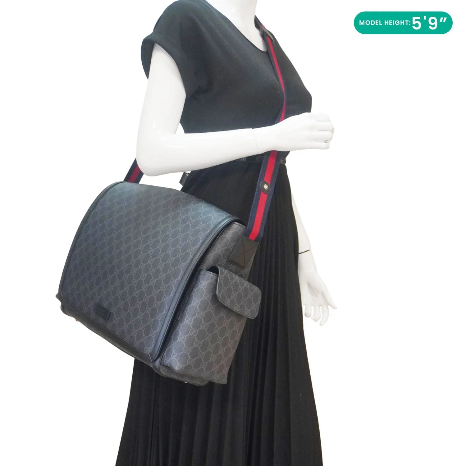 GUCCI Diaper GG Supreme Canvas Messenger Bag Black 495909 - Image 2