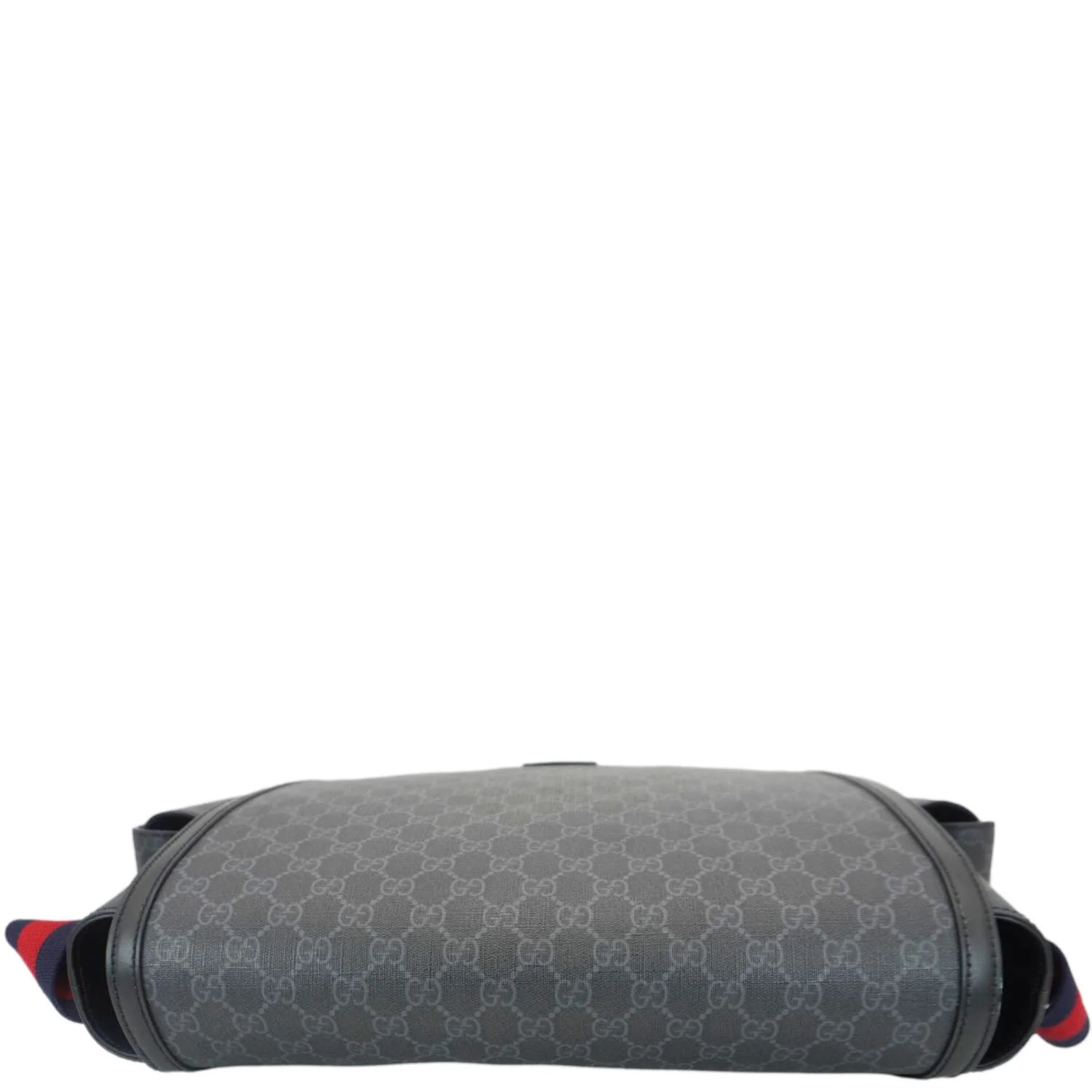 GUCCI Diaper GG Supreme Canvas Messenger Bag Black 495909 - Image 4