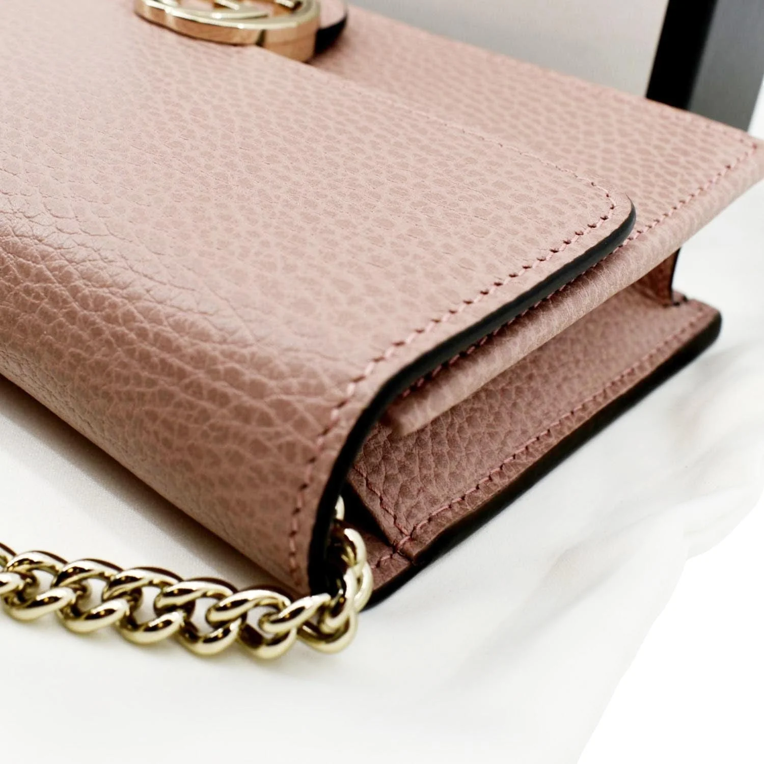 GUCCI GG Interlocking Pebbled Leather Crossbody Bag Light Pink 510314 - Image 6