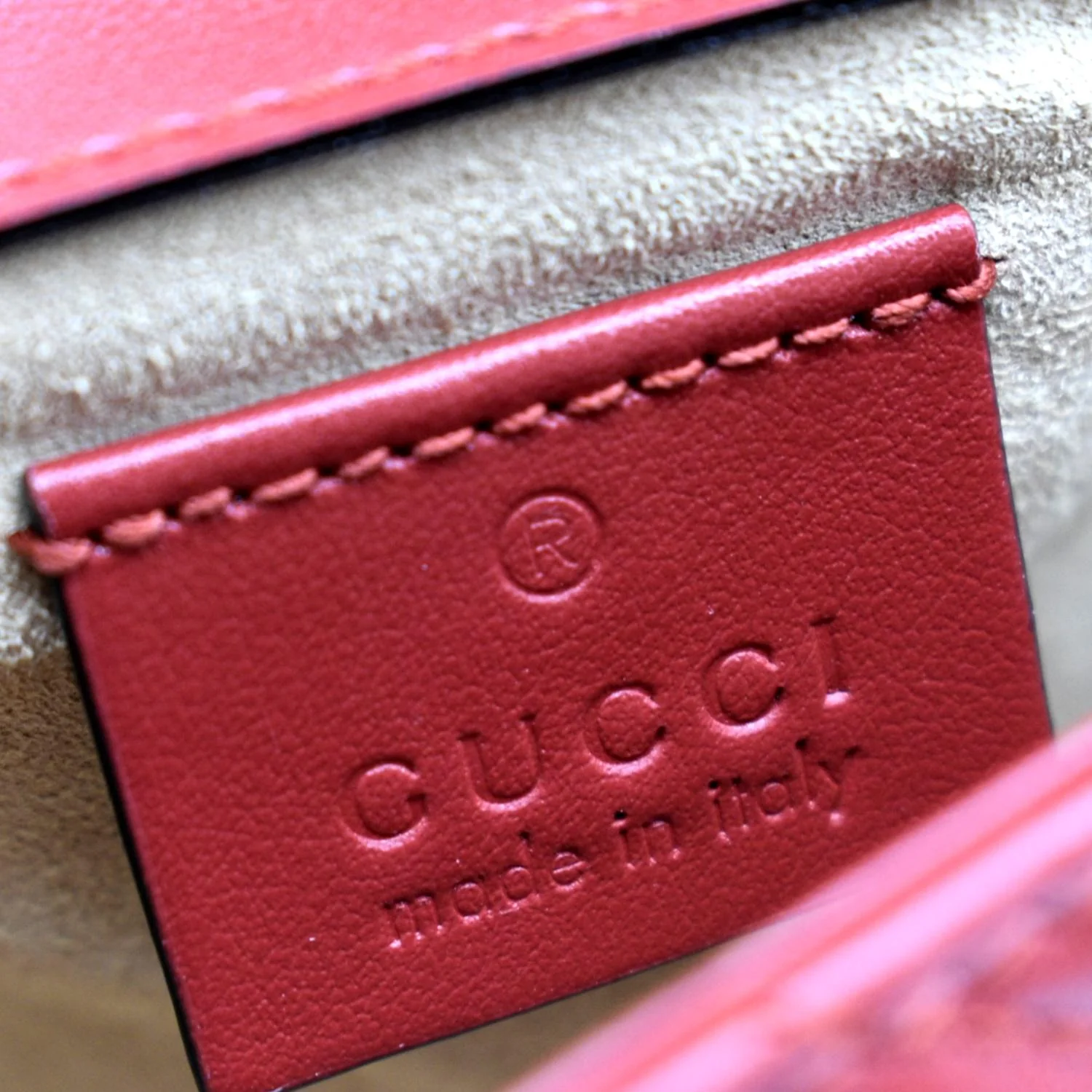 GUCCI GG Marmont Super Mini Matelasse Leather Crossbody Bag Red 476433 - Image 12