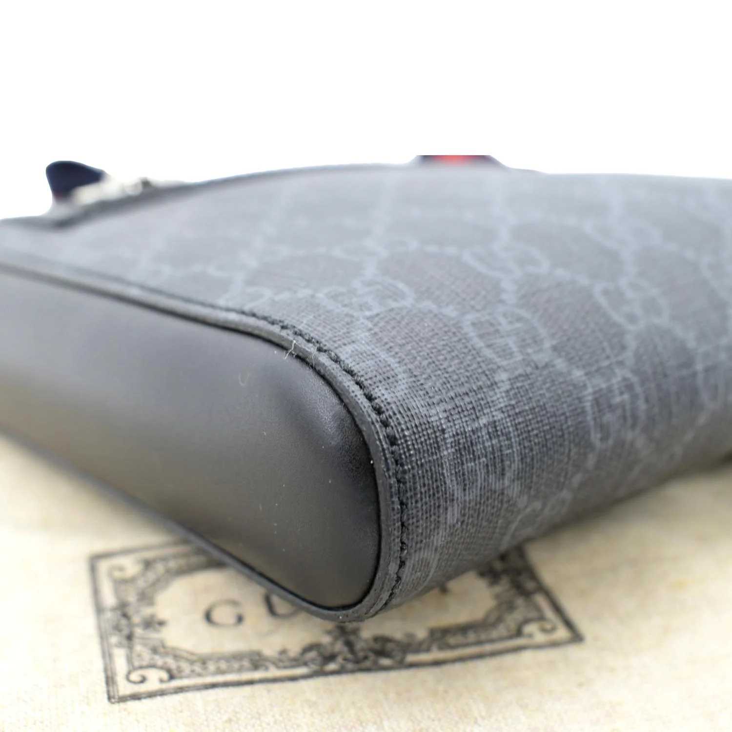 GUCCI Small GG Supreme Canvas Messenger Bag Black 523599 - Image 7