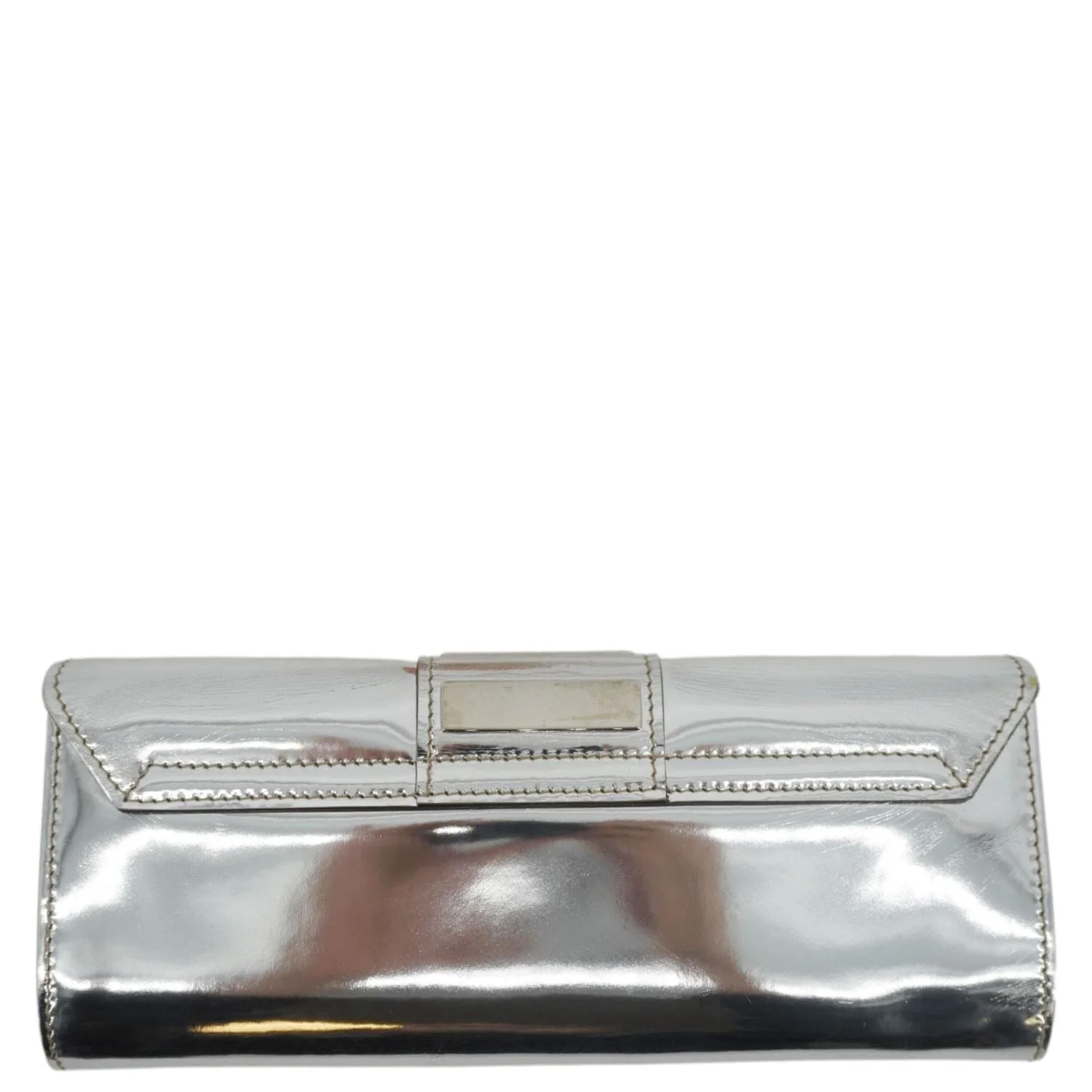 GUCCI Mirror Metallic Patent Leather Clutch Silver - Image 3