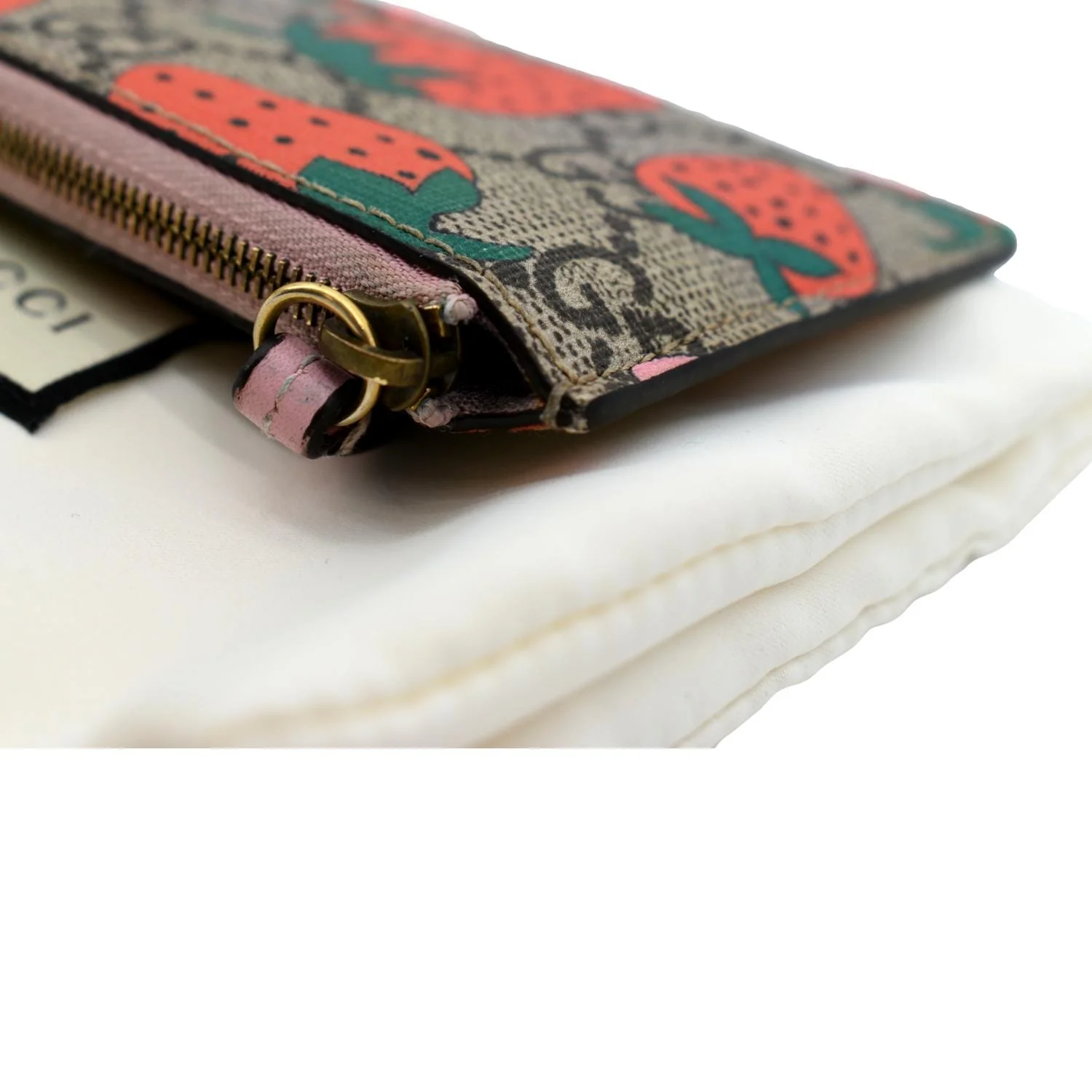 GUCCI Strawberry Printed Monogram Canvas Key Case Multicolor 573841 - Image 4
