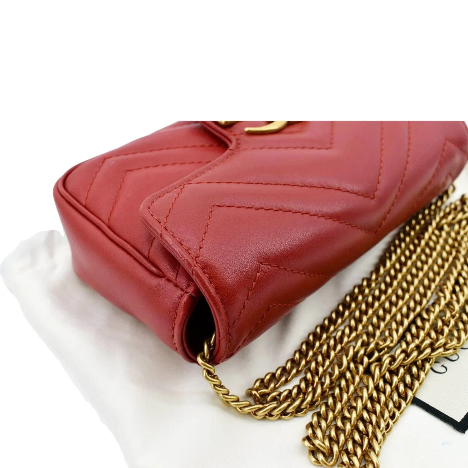 GUCCI GG Marmont Super Mini Matelasse Leather Crossbody Bag Red 476433 - Image 4
