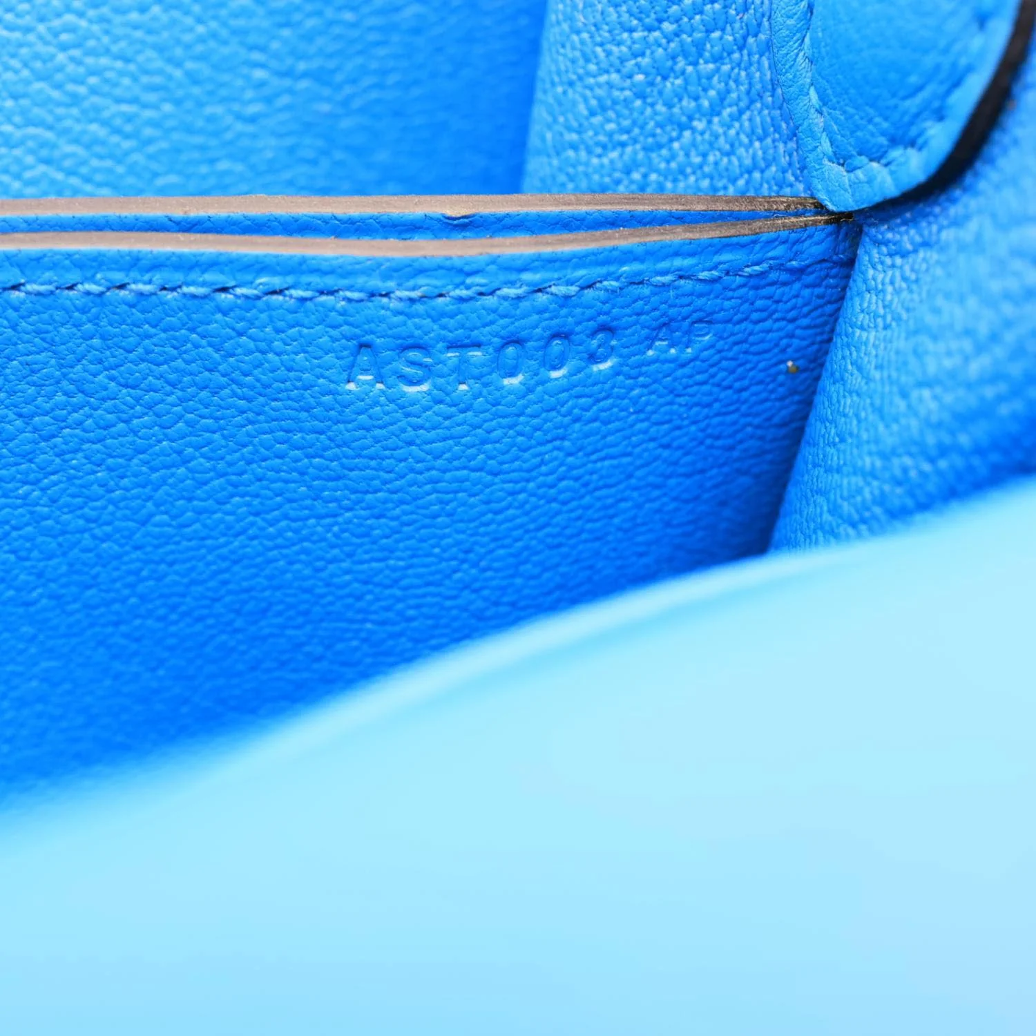HERMES Roulis Sac Evercolor Mini Pebbled Calfskin Leather Shoulder Bag Blue - Image 13