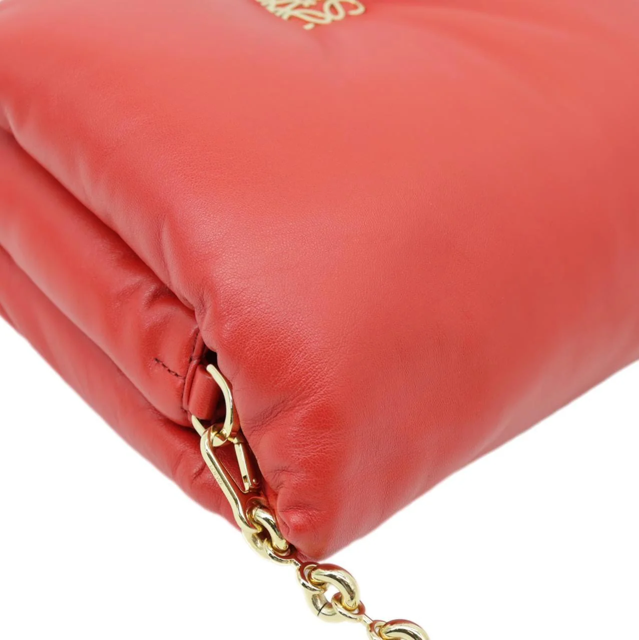 LOEWE Goya Small Puffer Lambskin Leather Shoulder Bag Bag Red - Image 10